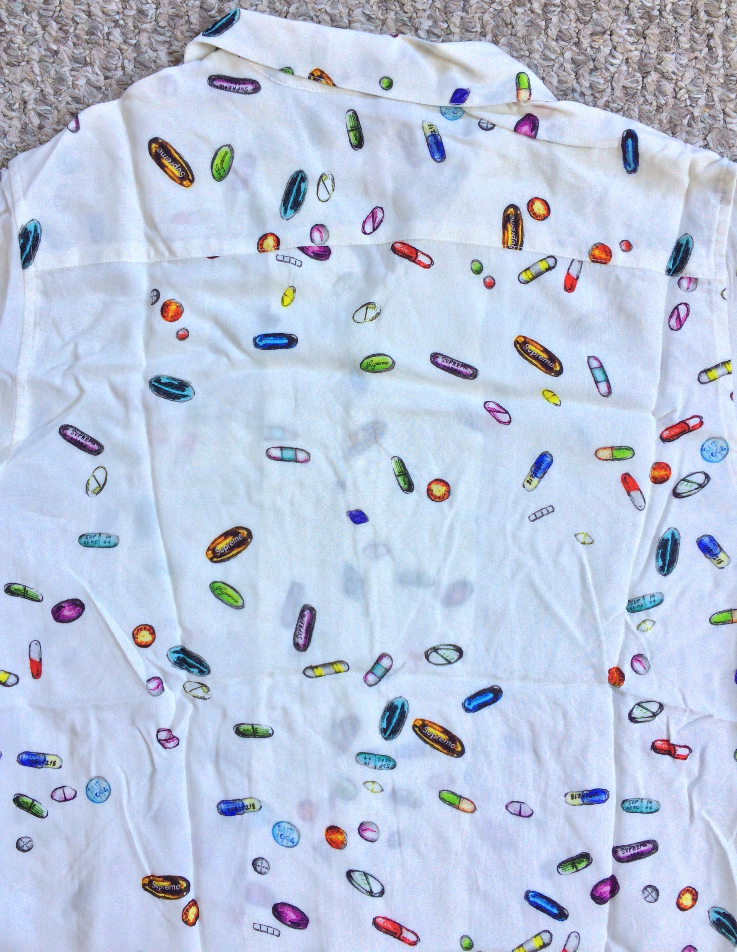 Supreme S/S 2017 Supreme Pills Rayon Shirt size small Size US S / EU 44-46 / 1 - 4 Thumbnail