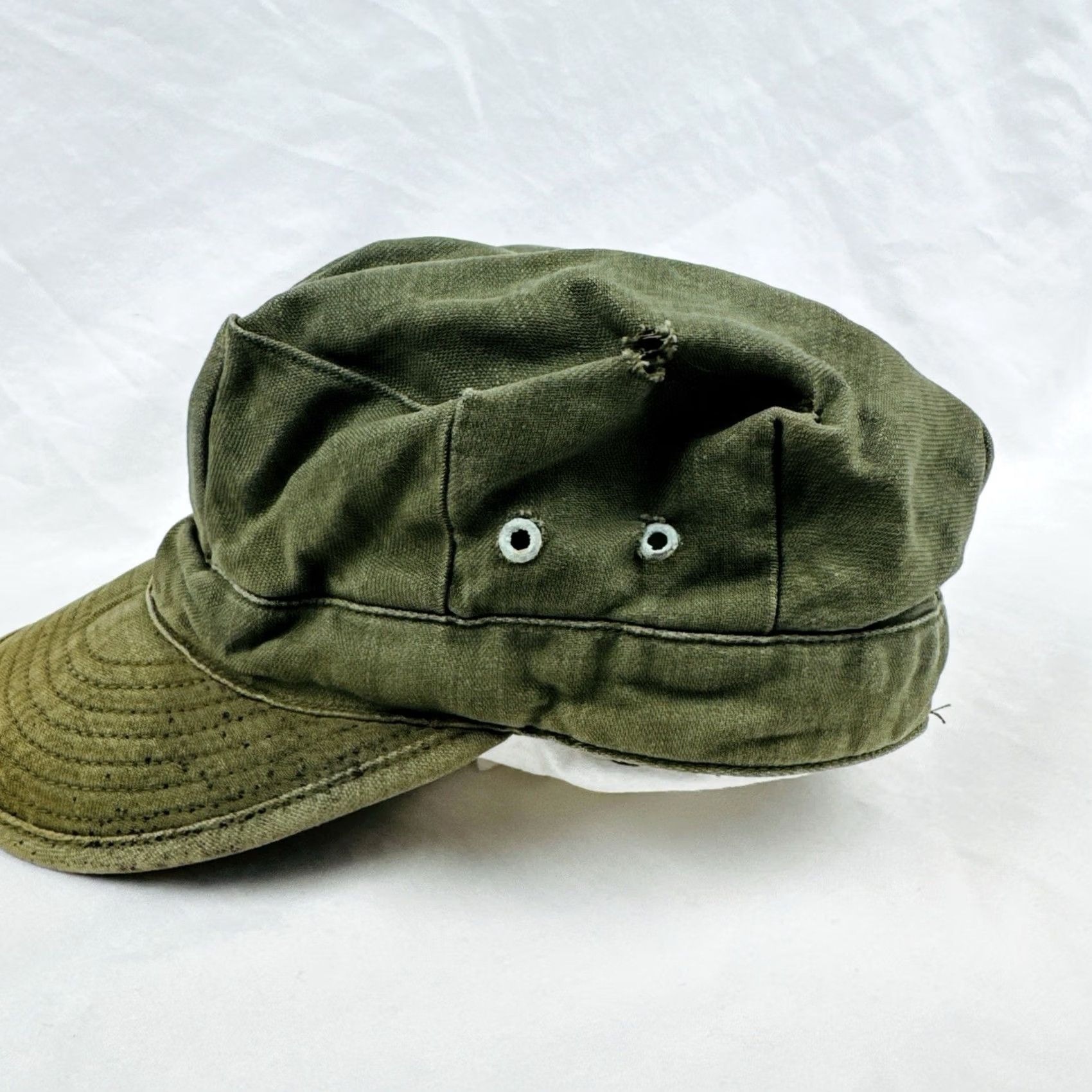 Vintage Vietnam Era OG-107 Utility Cap Shirt Mens Cap 1969 Green Cotton VW Waldman 1960s United States Green Mens Cap OG-107 Vietnam Era Original Wool? Size ONE SIZE - 4 Thumbnail