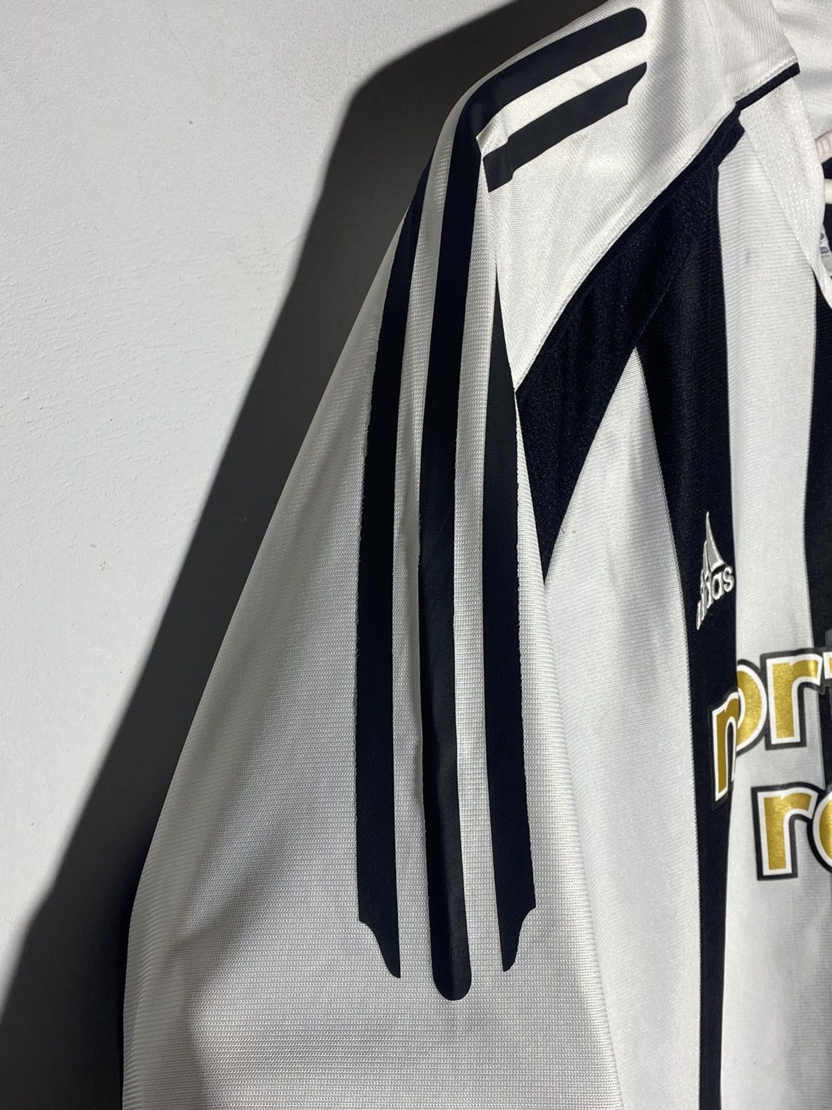 Adidas × Vintage Vintage Adidas Newcastle United Hype Y2k Blokecore Jersey Size US M / EU 48-50 / 2 - 9 Thumbnail