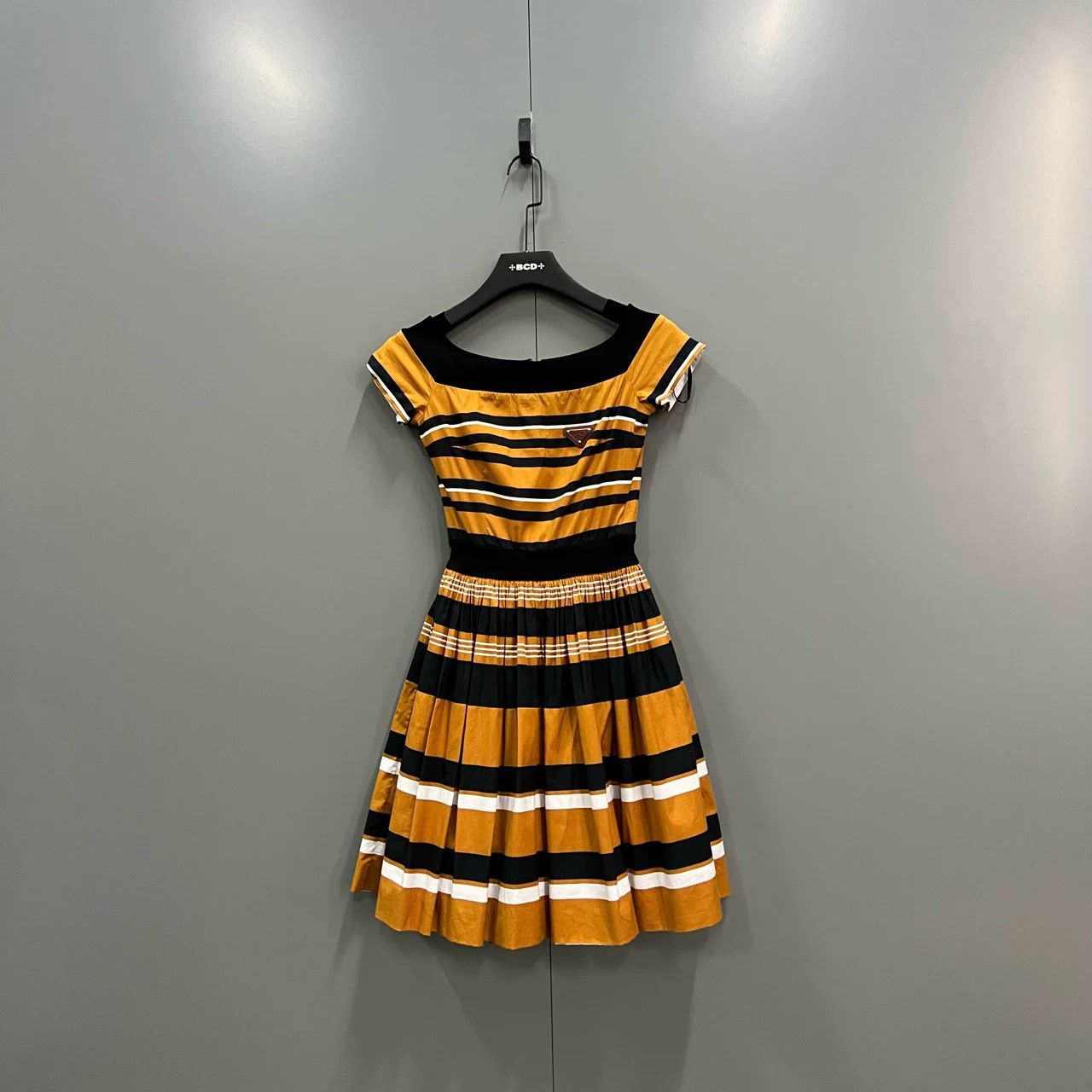 Prada PRADA Colorblock Stripe Triangle Logo Dress Size S / US 4 / IT 40 - 1 Thumbnail
