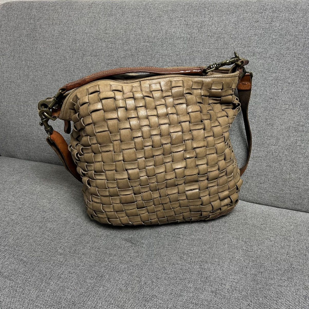 Campomaggi Campomaggi “Edera” Garment Dyed Cowhide Shoulder Bag Size ONE SIZE - 4 Thumbnail