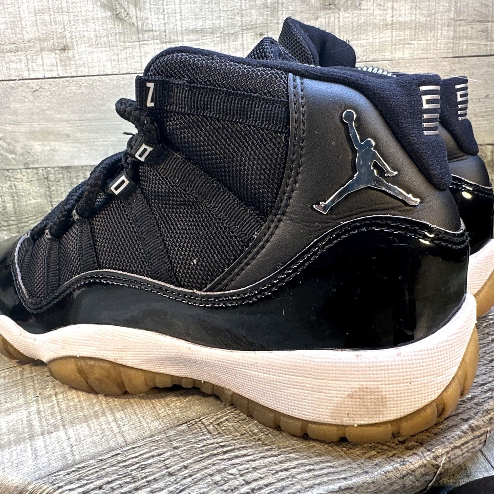 Nike Nike Air Jordan 11 GS Jubilee 25th Anniversary 378038-011 6.5Y Womens 8 Black Sneaker Size US 8 / IT 38 - 5 Thumbnail