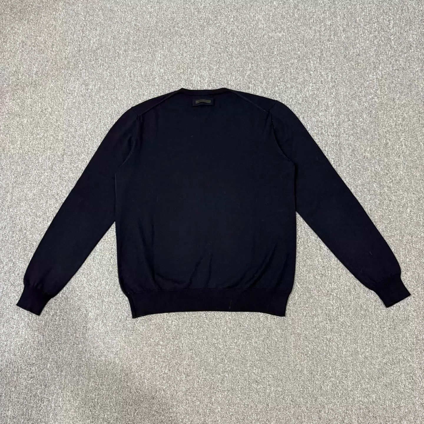 Prada Prada Navy Blue Back Logo Wool Sweater 52 99 New Size US L / EU 52-54 / 3 - 2 Thumbnail