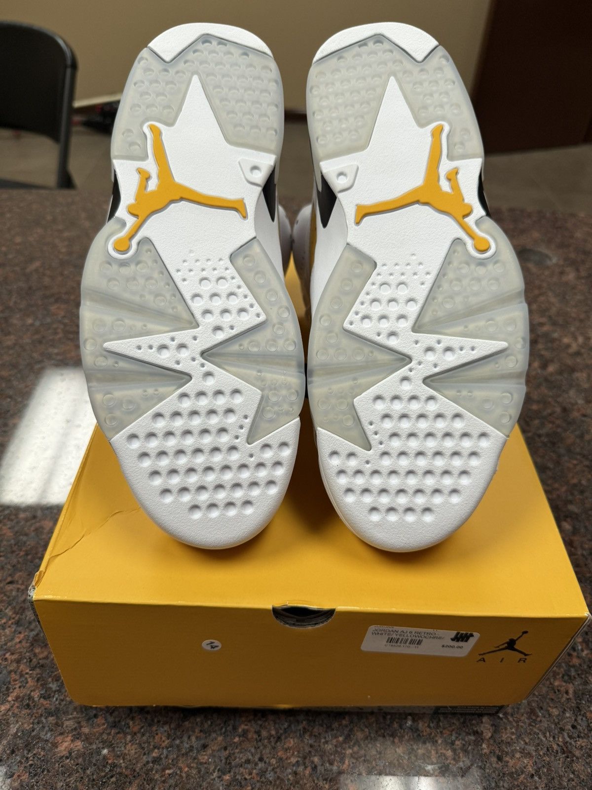 Jordan Brand Jordan 6 Yellow Ochre Size US 11 / EU 44 - 5 Thumbnail