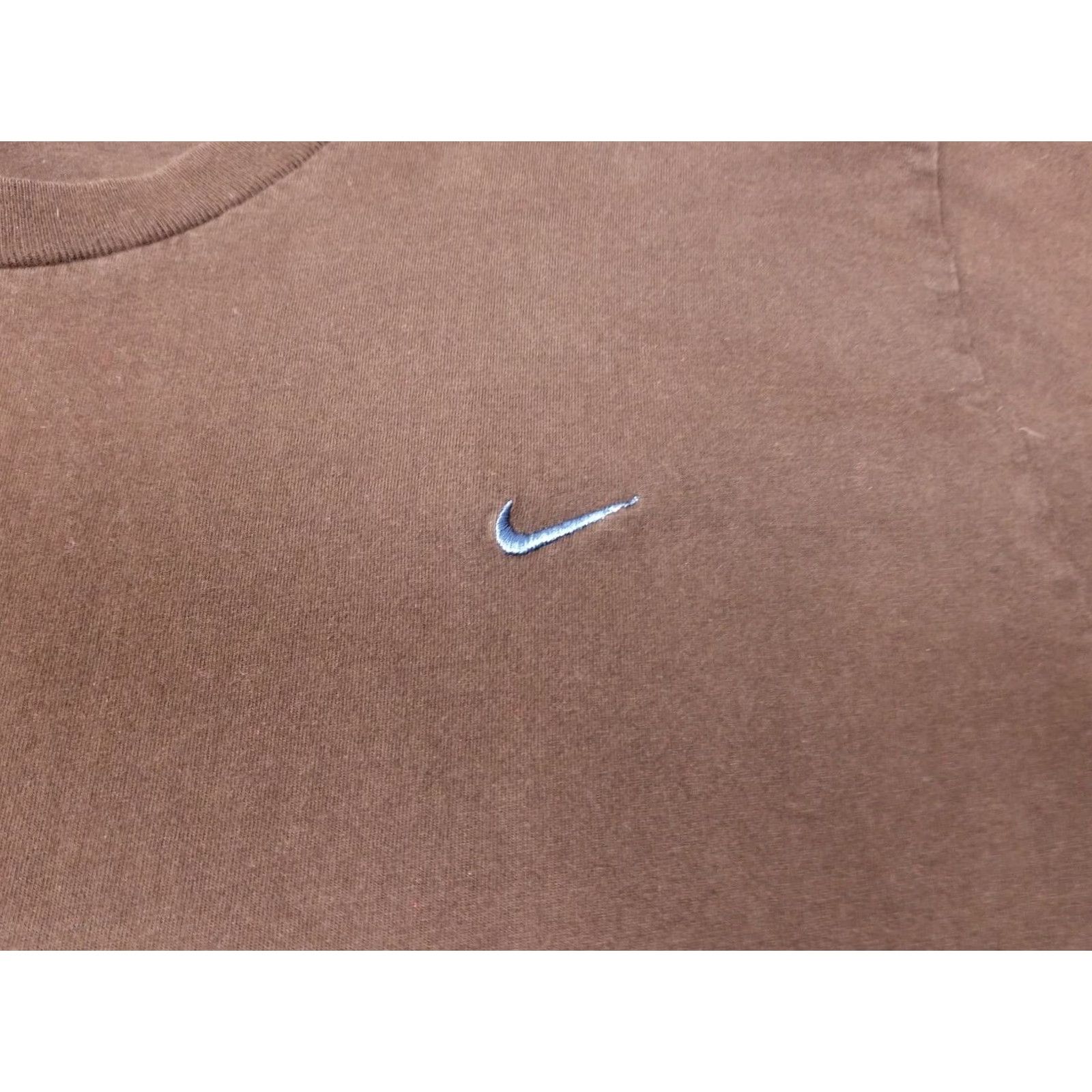 Nike VINTAGE NIKE SMALL BROWN T-SHIRT SZ LARGE MINTY/90's Retro USA Men Shirt Short Sleeve Round Neck (Size S) Size US S / EU 44-46 / 1 - 2 Thumbnail