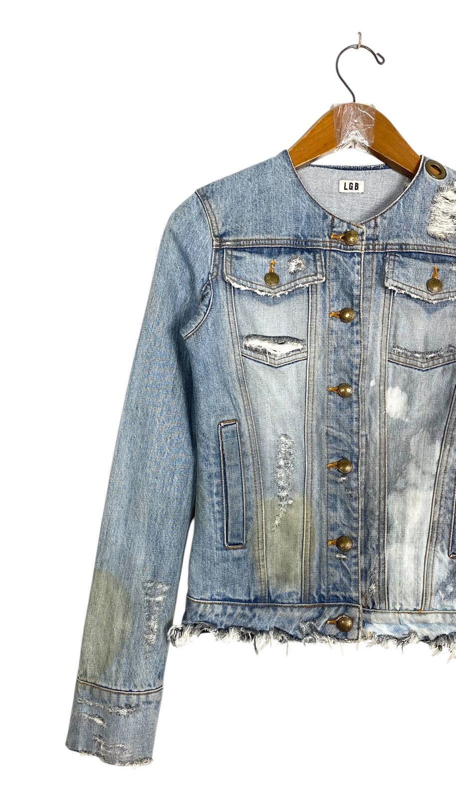 Le Grande Bleu (L.G.B.) Le Grand Bleu (LGB) Bleach Distressed Denim Jacket in Japan Size XS / US 0-2 / IT 36-38 - 2 Thumbnail