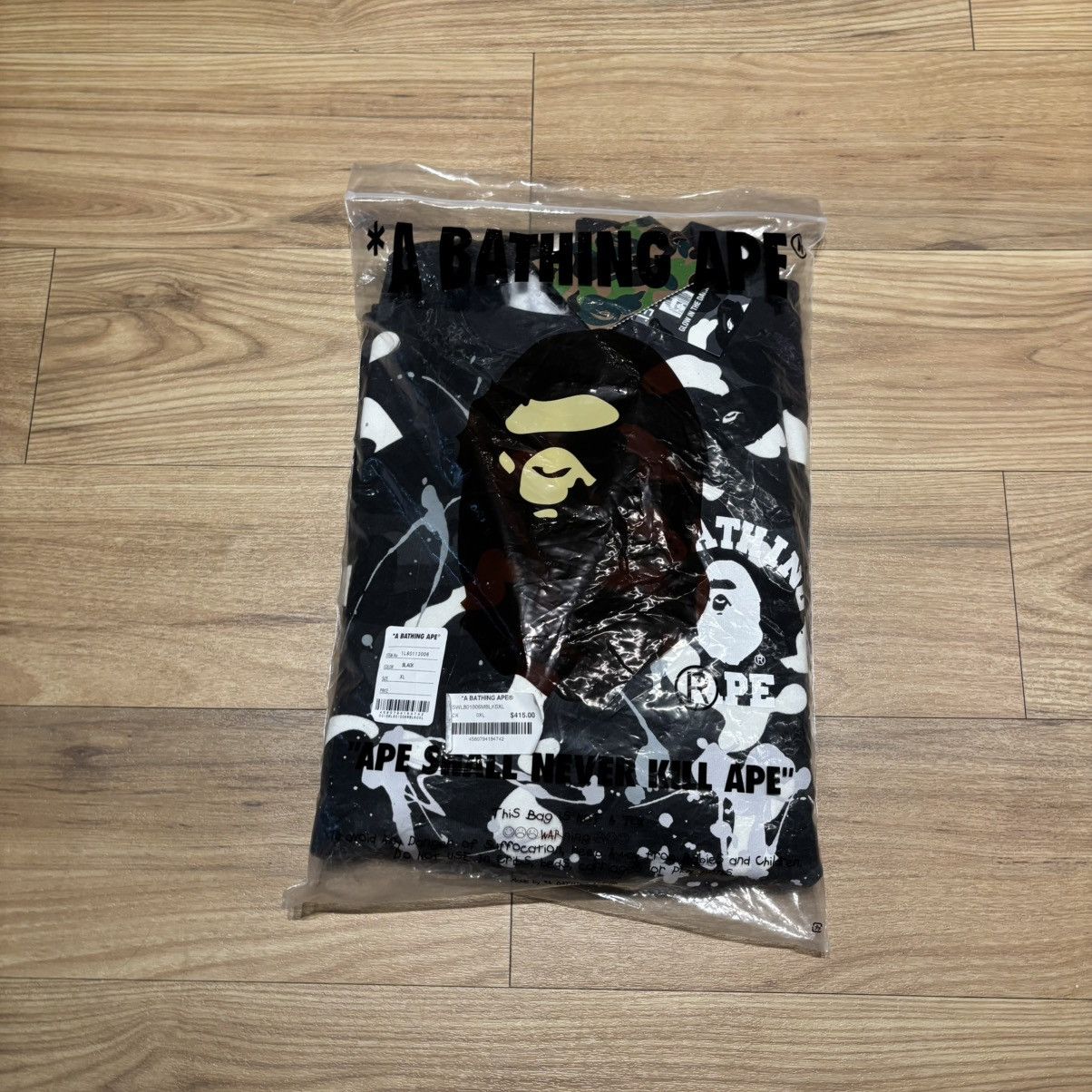 Bape Bape City Camo (Glow In The Dark) Painting Crewneck Size US XL / EU 56 / 4 - 4 Thumbnail