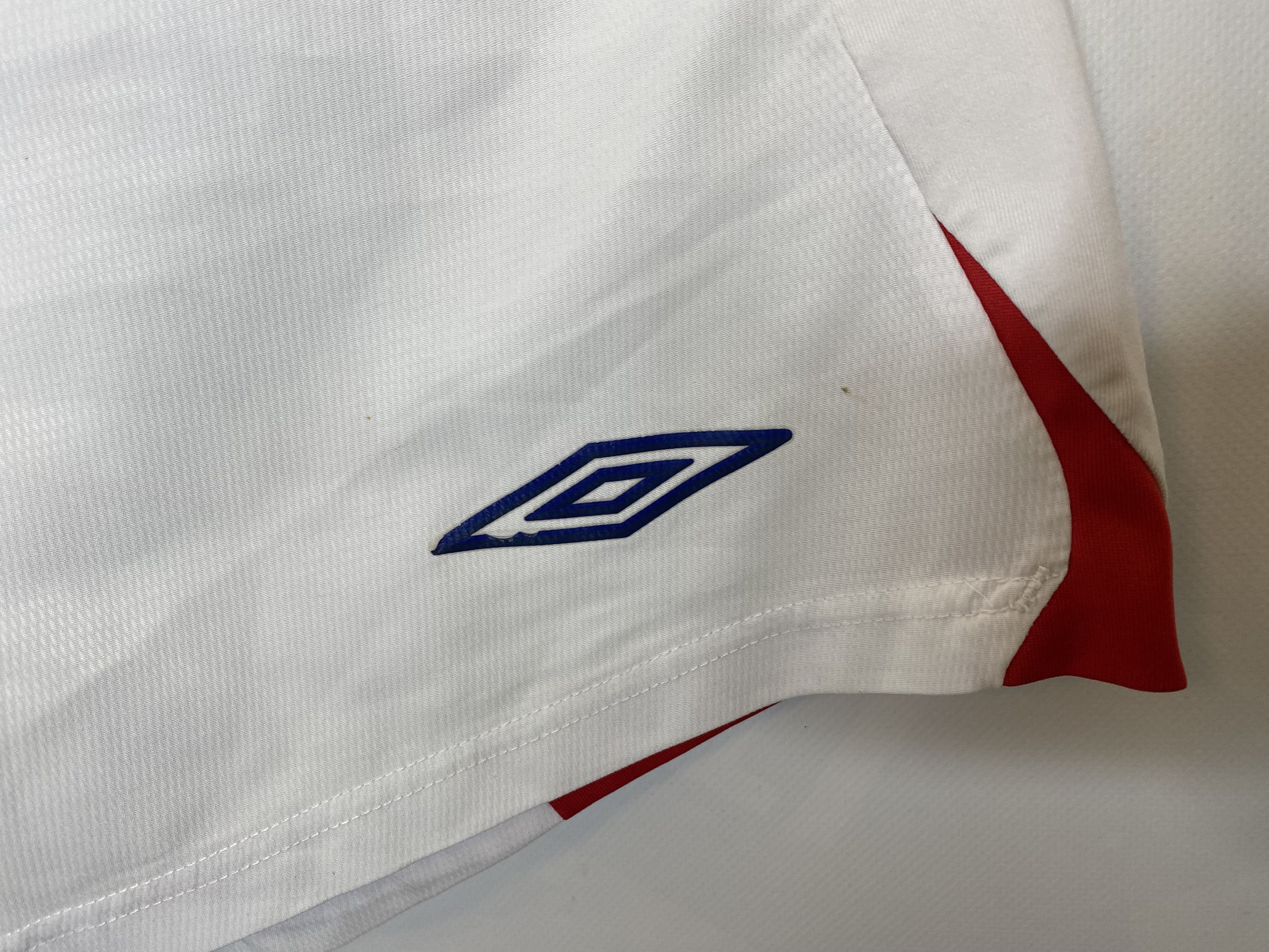 Umbro ENGLAND NATIONAL TEAM 2006 2008 AWAY FOOTBALL SOCCER SHORTS Size US 34 / EU 50 - 3 Thumbnail