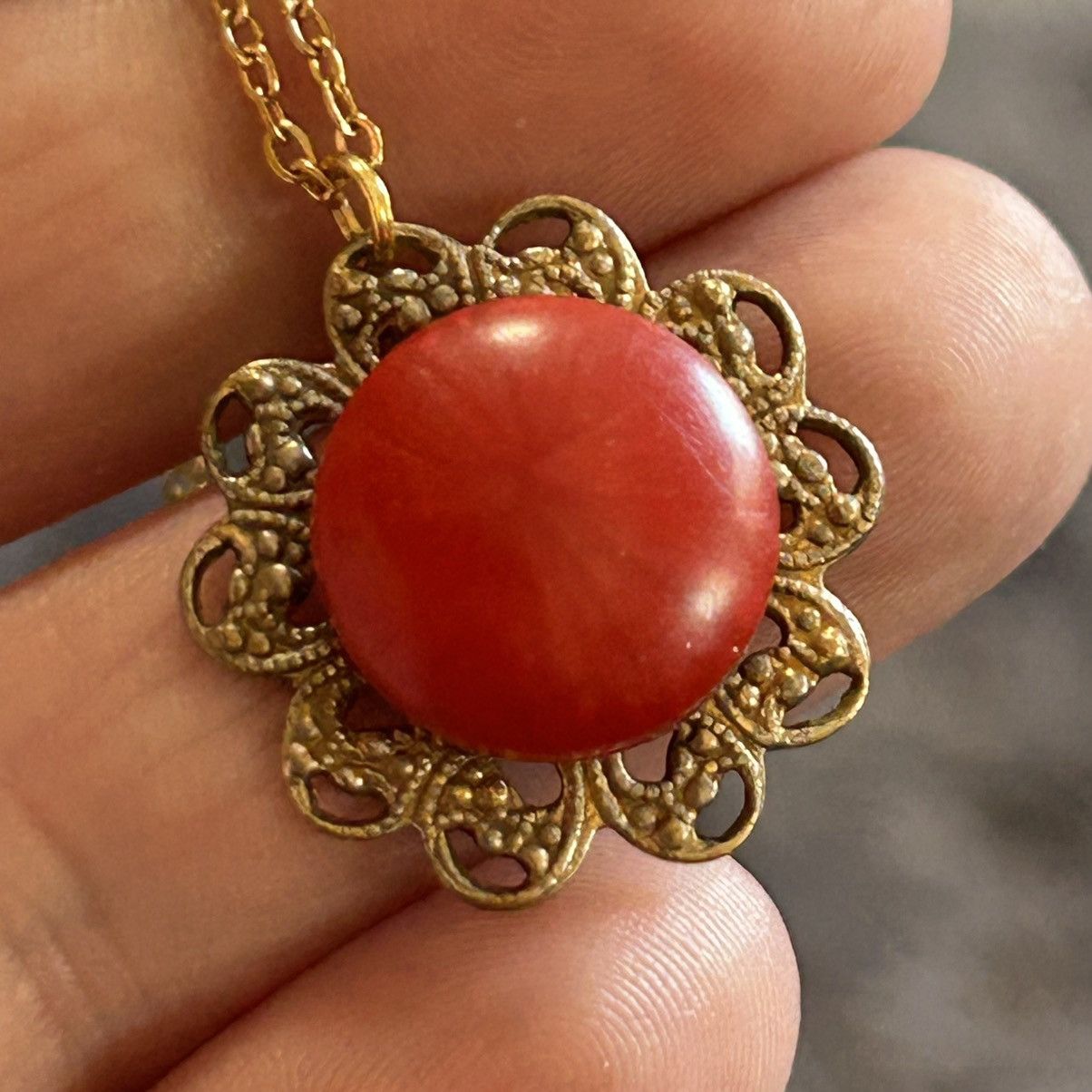 Vintage Vintage 50’s salvaged filigree pendant on chain necklace Size ONE SIZE - 1 Thumbnail