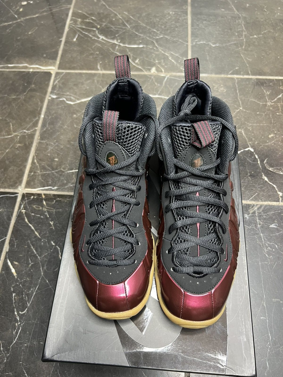 Nike Nike Foamposite One Maroon & Gum (2016) DS GS 7Y! Size US 7 / EU 40 - 5 Thumbnail