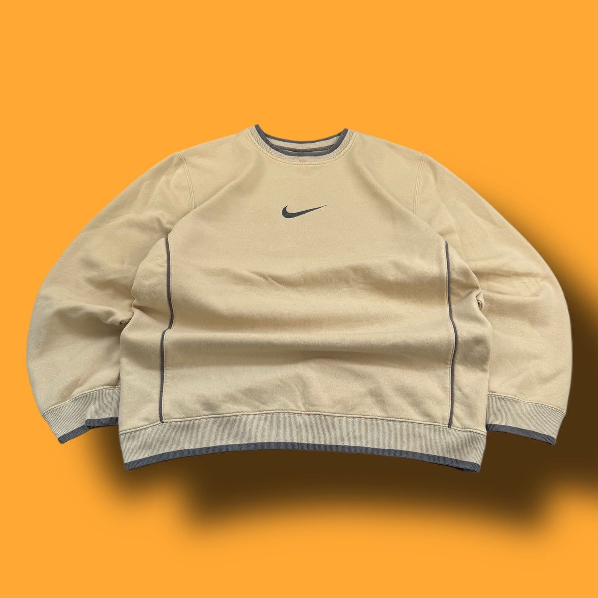 Nike × Vintage NIKE VINTAGE CENTER LOGO OVERSIZE BOXY SWEATSHIRT Size US L / EU 52-54 / 3 - 1 Thumbnail