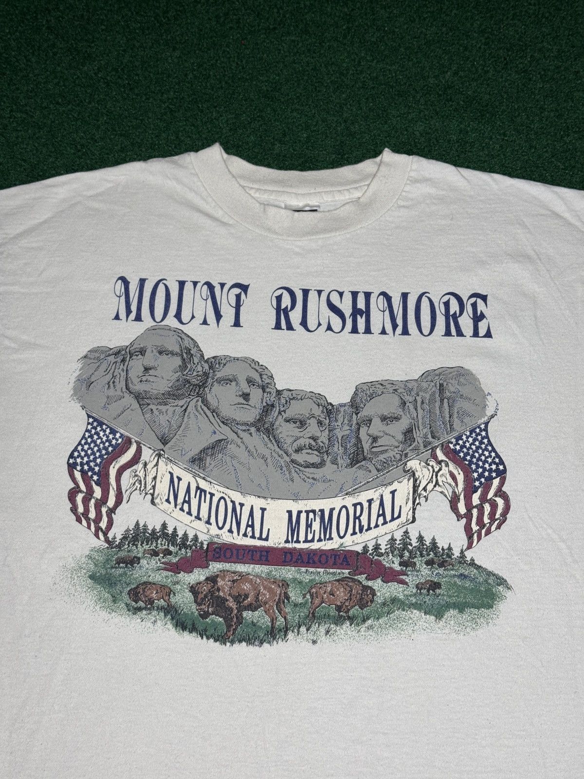Vintage Vintage 90s Mount Rushmore Patriotic Stars Stripes T Shirt Size US XL / EU 56 / 4 - 2 Thumbnail