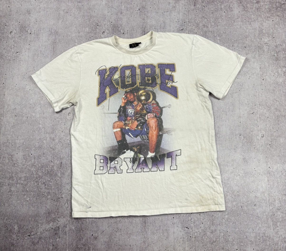 Reel Legends Kobe Bryant big logo t shirt size L Size US L / EU 52-54 / 3 - 1 Thumbnail