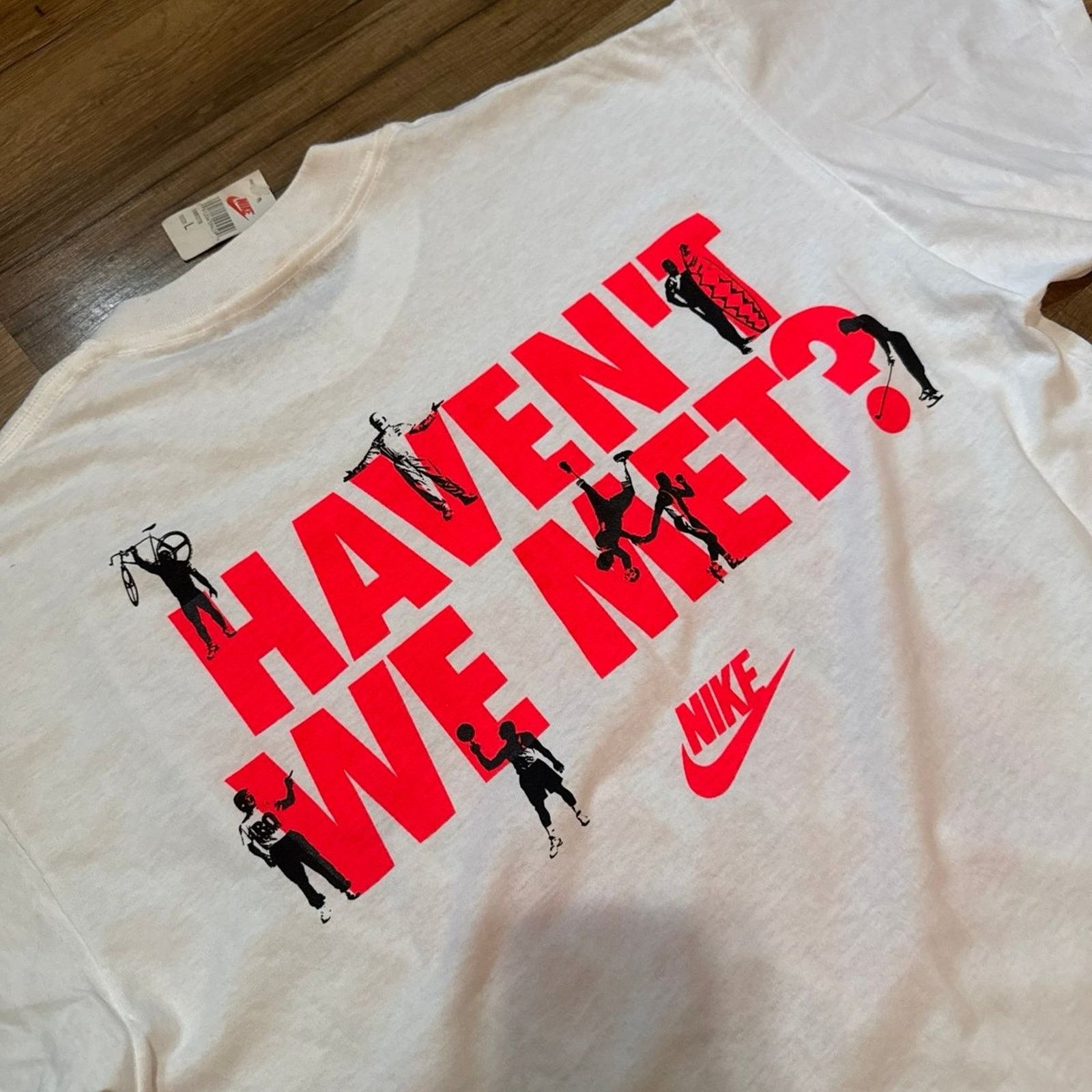 Nike 80s Nike Bo Jackson Don’t I Know You Short Sleeve Shirt Size US L / EU 52-54 / 3 - 4 Thumbnail