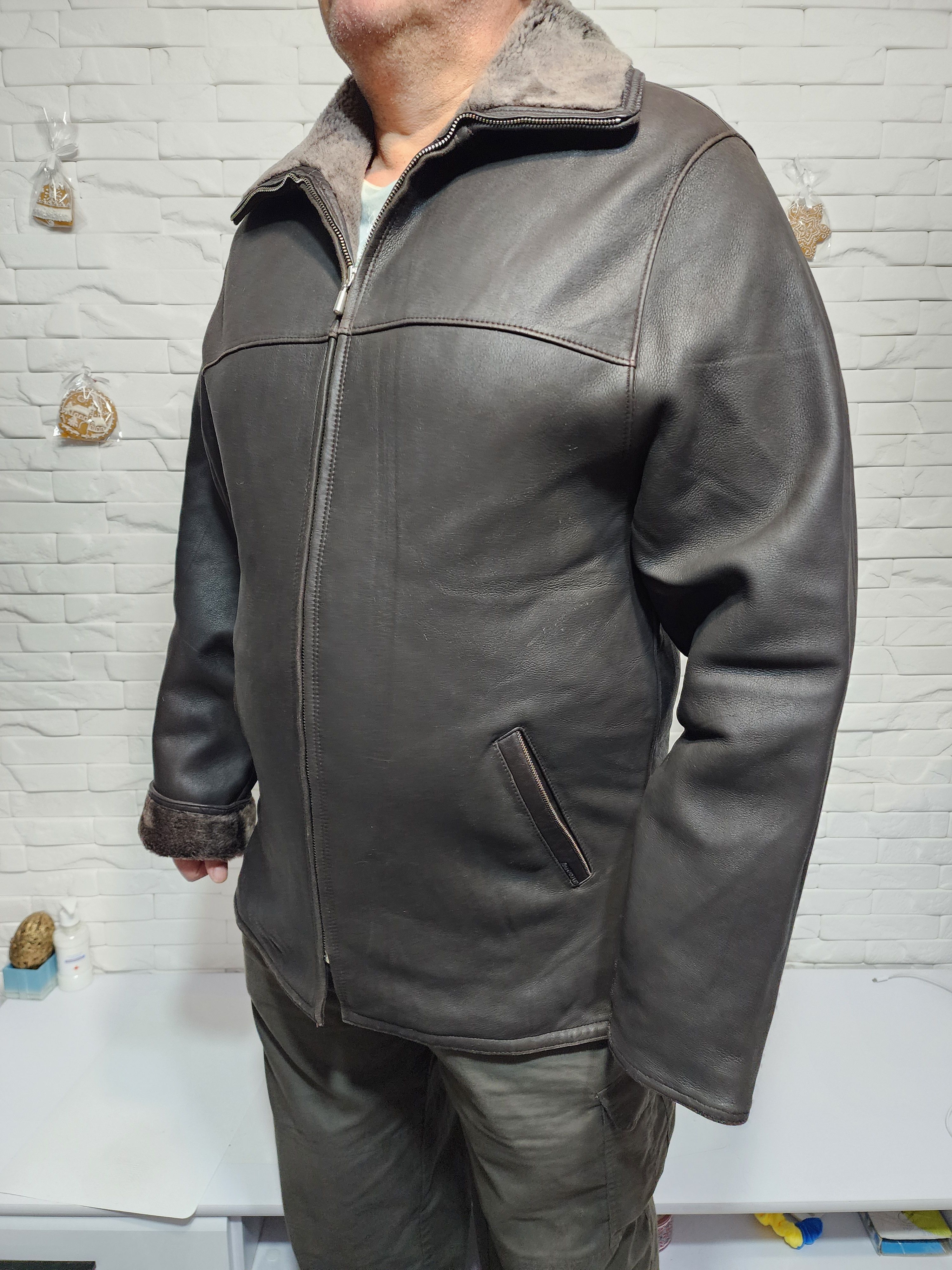 Furla Men's Brown Sheepskin Coat: White Fur, Metal Zipper Size US L / EU 52-54 / 3 - 2 Thumbnail
