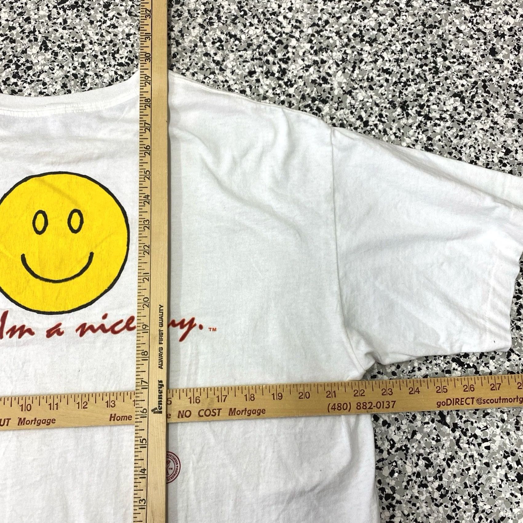 Vintage VINTAGE Single Stitch T Shirt XL White Graphic Tee Smiley Face "Chicks Dig Me!" Mens Size US XL / EU 56 / 4 - 6 Thumbnail