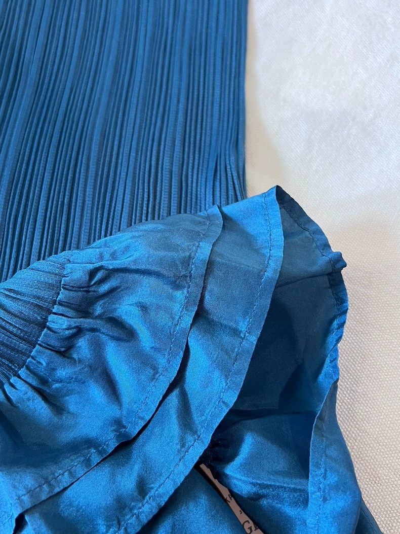 Issey Miyake Issey Miyake size:3 Blue top vest Size XS / US 0-2 / IT 36-38 - 6 Thumbnail