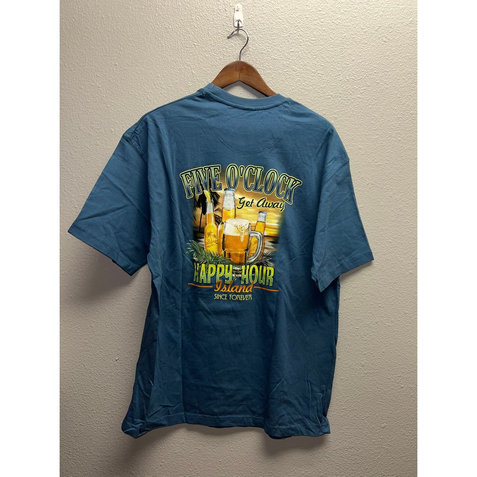 Vintage Happy Hour Beer Shirt Five O Clock Island Newport NWT Tee M Size US M / EU 48-50 / 2 - 6 Thumbnail