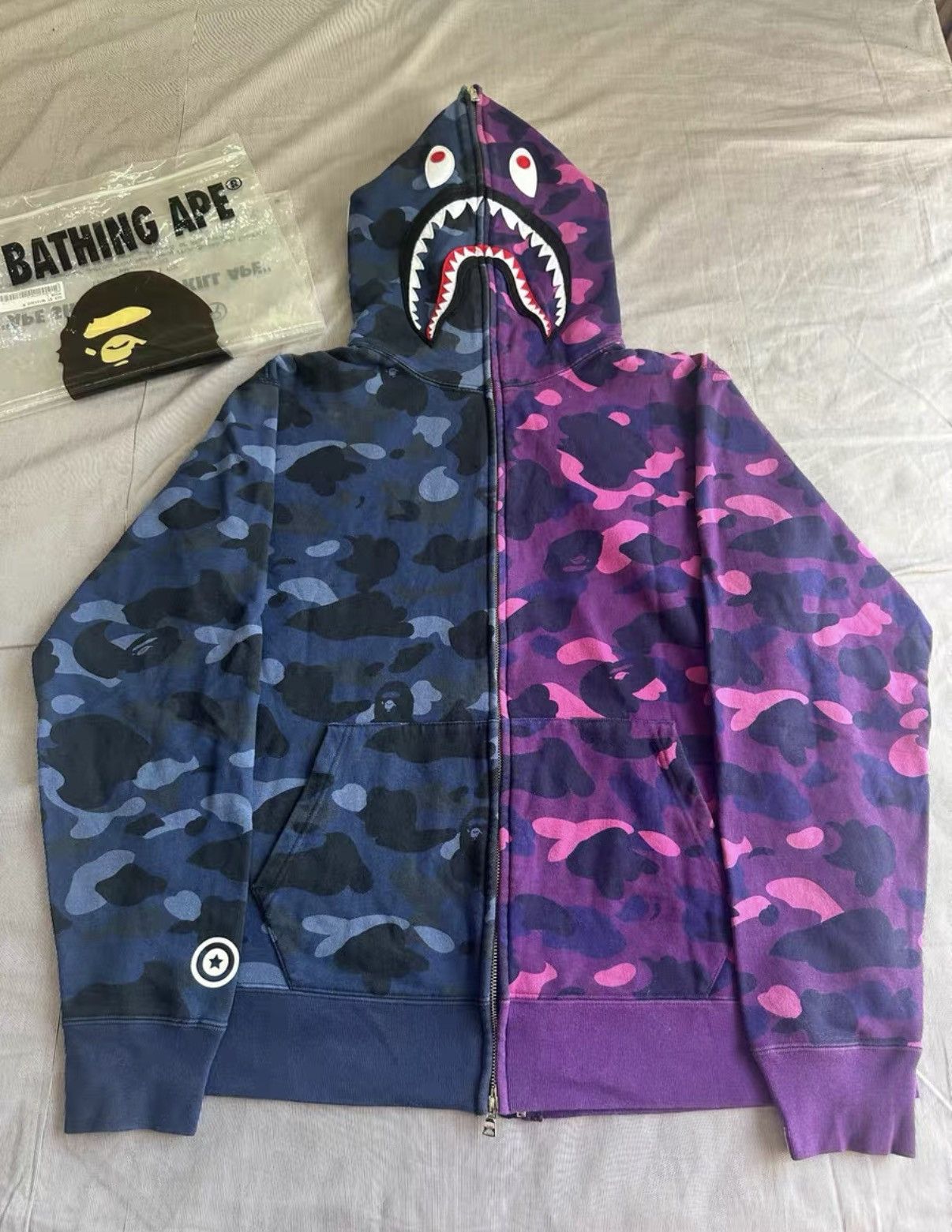 Bape BAPE Color Block Camo Shark Jacket K5 Size US XXL / EU 58 / 5 - 1 Thumbnail