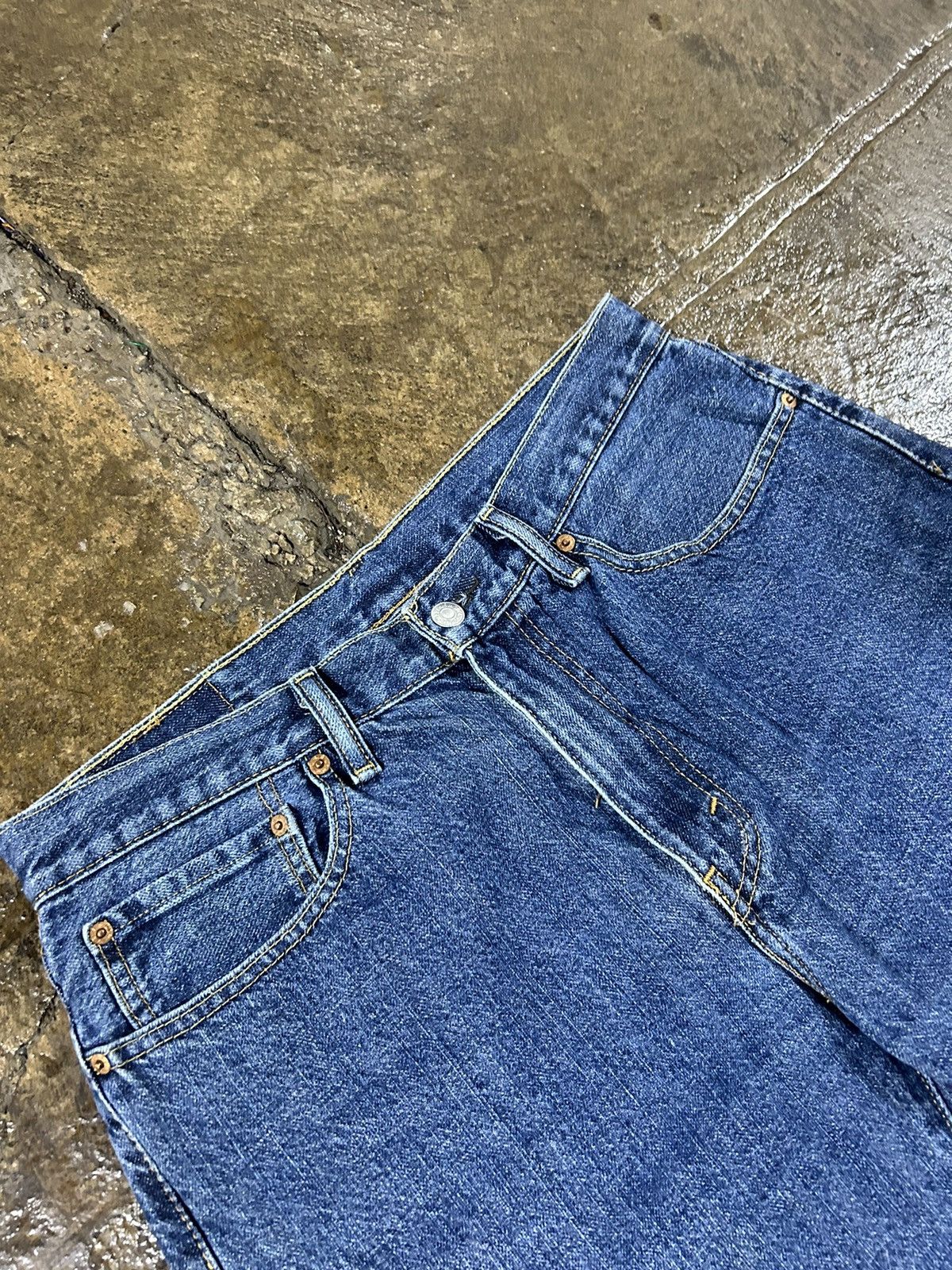 Levi's × Vintage Crazy Vintage Y2K Levi's 505 Jorts Essential Skater Shorts Size US 33 - 4 Thumbnail