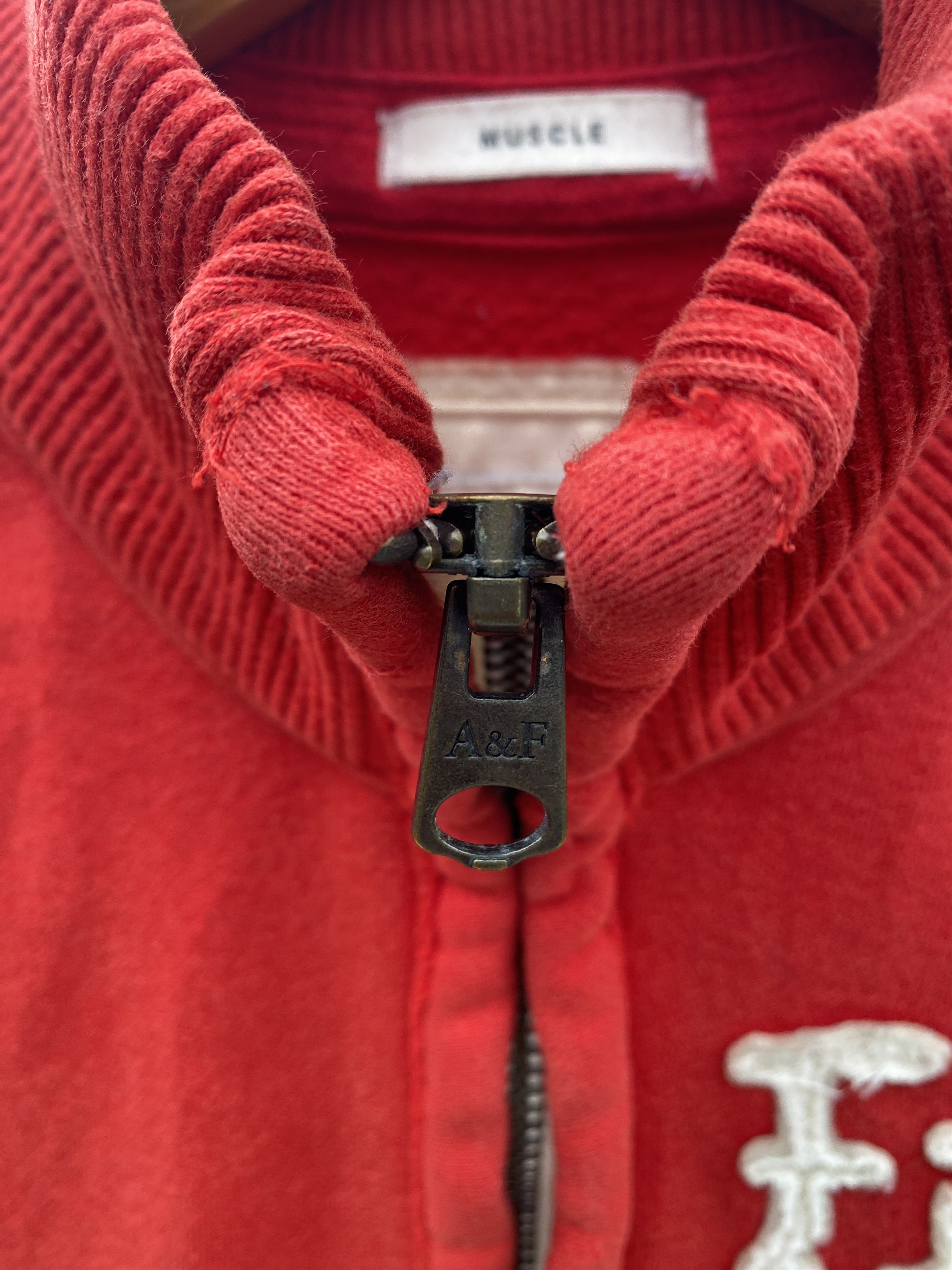 Abercrombie & Fitch Abercrombie & Fitch zip up muscle sweater jacket Size US M / EU 48-50 / 2 - 7 Thumbnail