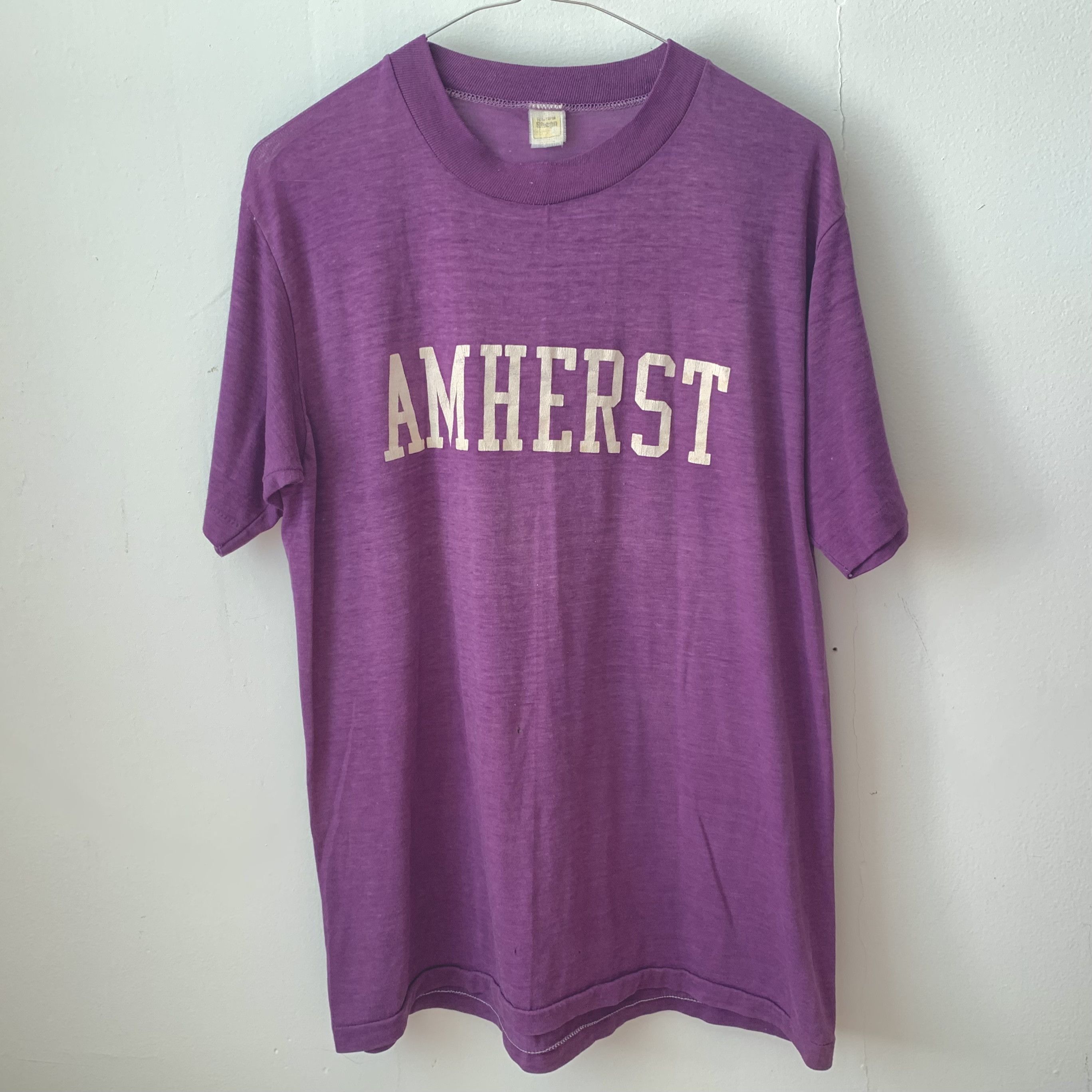 Other rare vintage 70s threadbare Amherst College tshirt Size US L / EU 52-54 / 3 - 1 Thumbnail