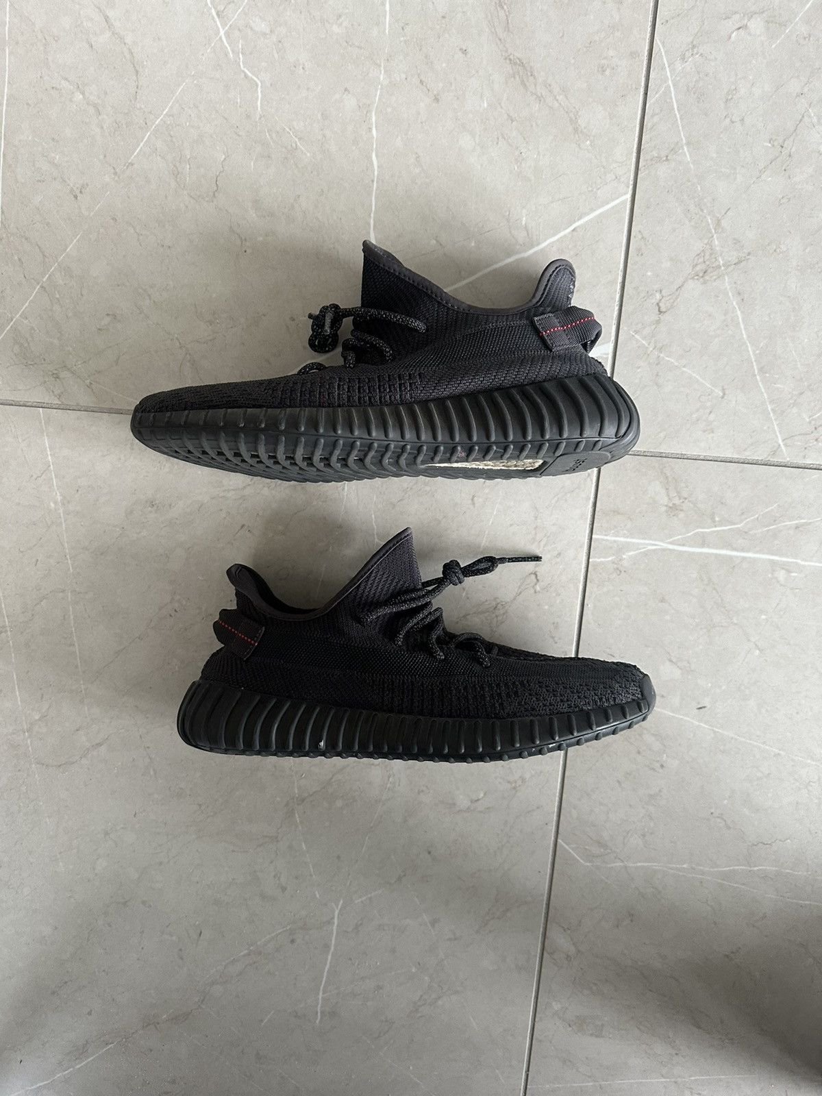 Yeezy Yeezy Boost 350 V2 - Black Size US 11 / EU 44 - 3 Thumbnail