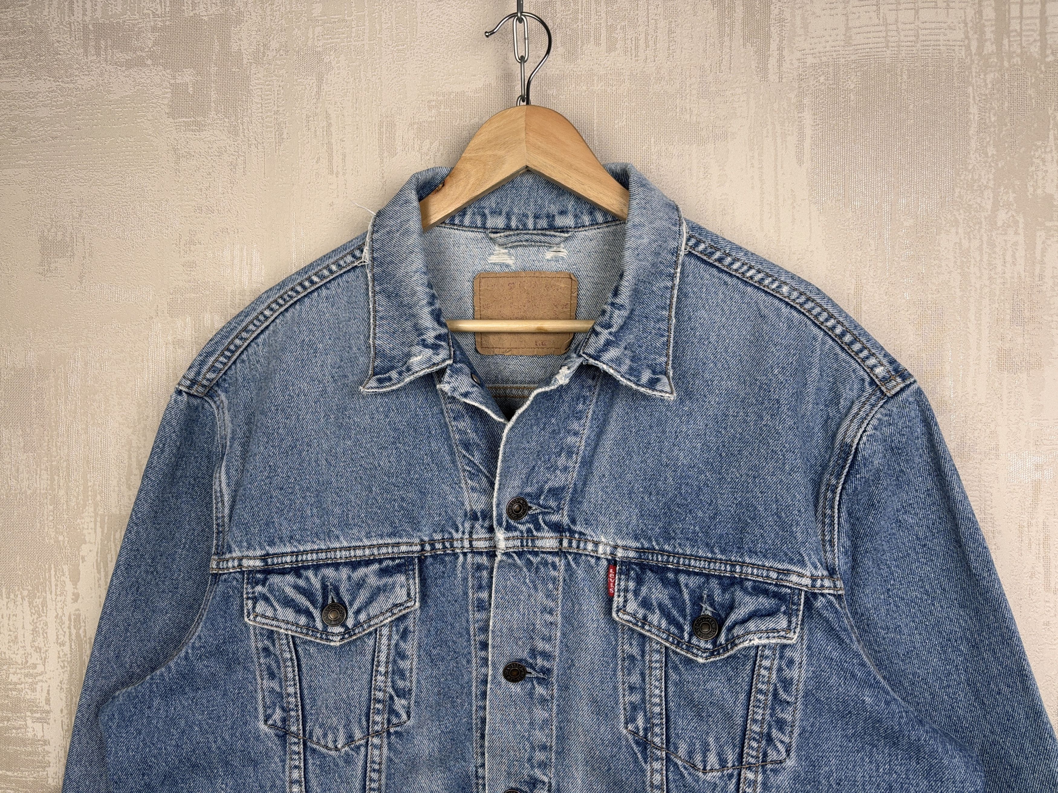 Levi's Vintage Levi's 70503 02 Distressed Denim Trucker Jacket Size US XL / EU 56 / 4 - 3 Thumbnail