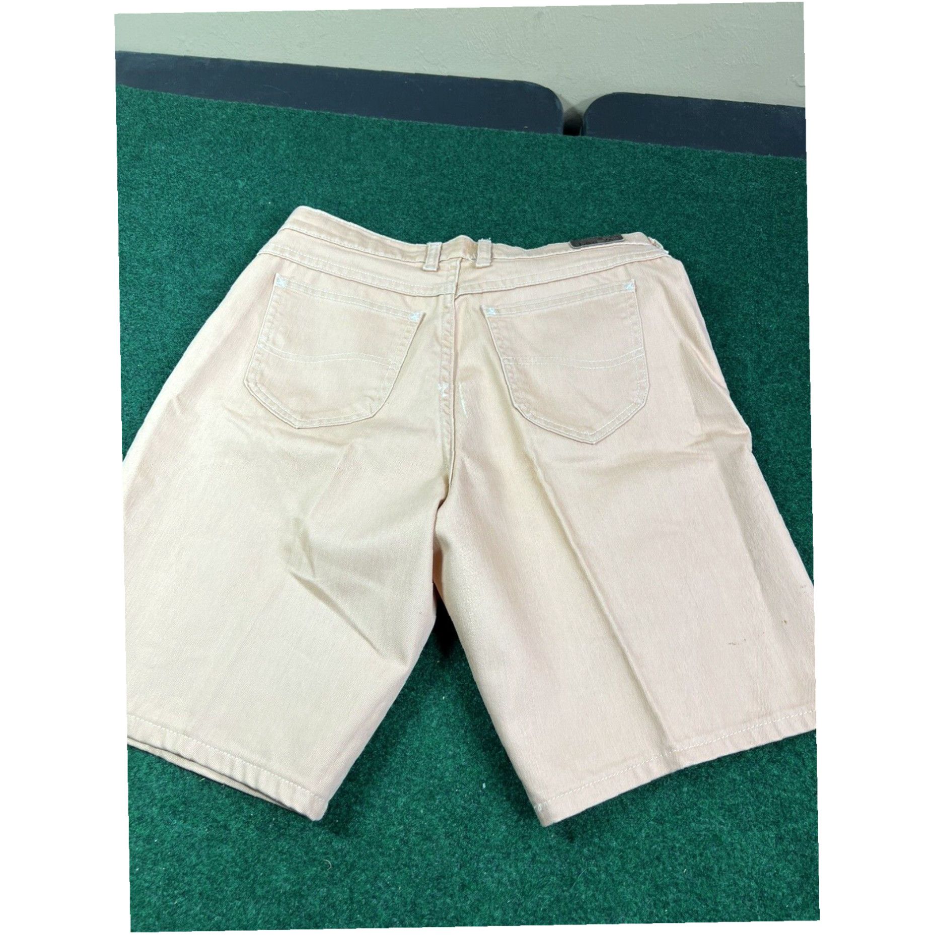 Lee LEE RIDERS MIDRISE Peach WOMENS JEAN SHORTS 10 med See Measurements Size 32" / US 10 / IT 46 - 5 Thumbnail