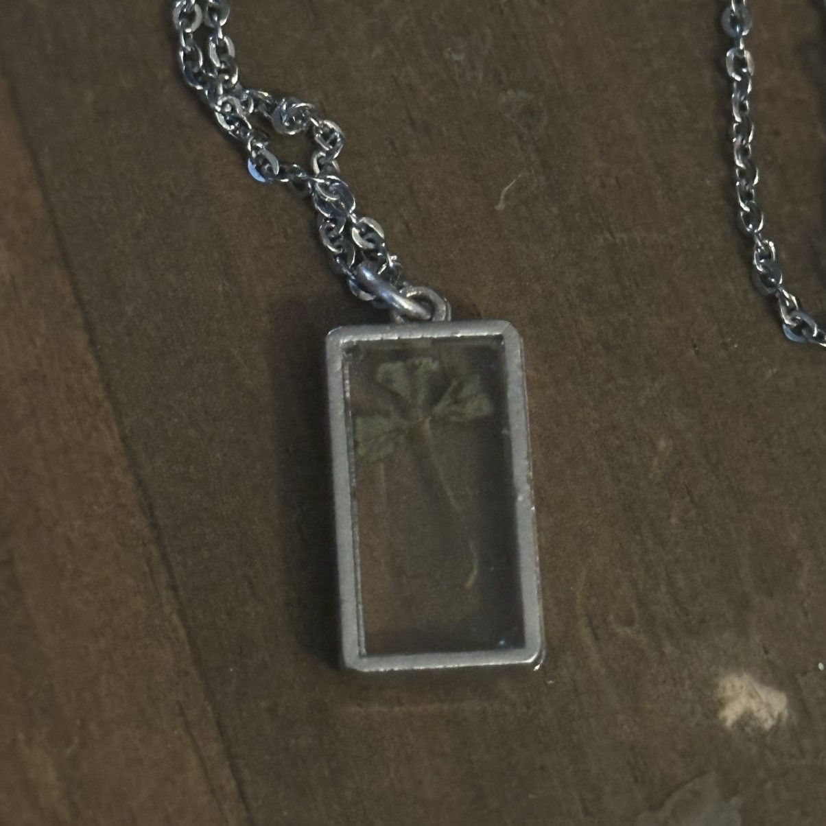 Other Silver tone preserved shamrock pendant necklace Size ONE SIZE - 4 Thumbnail