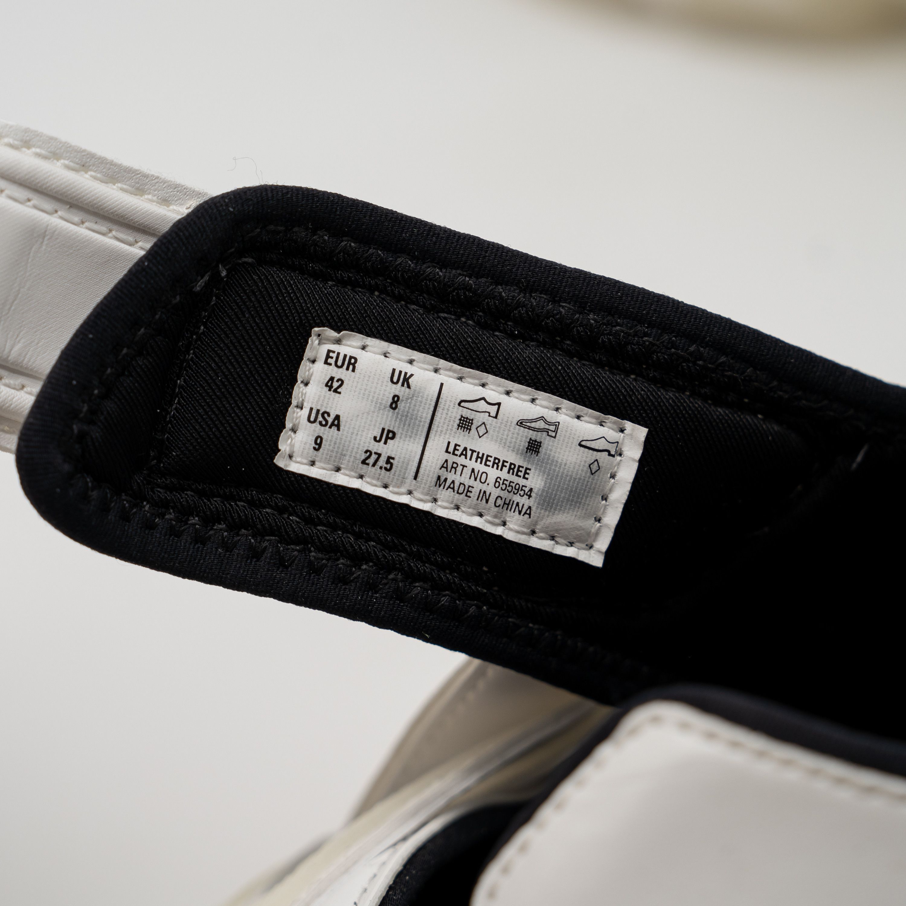 Balenciaga 42 - Balenciaga Track Sandals White Black Clear Soles Straps Size US 9 / EU 42 - 10 Thumbnail