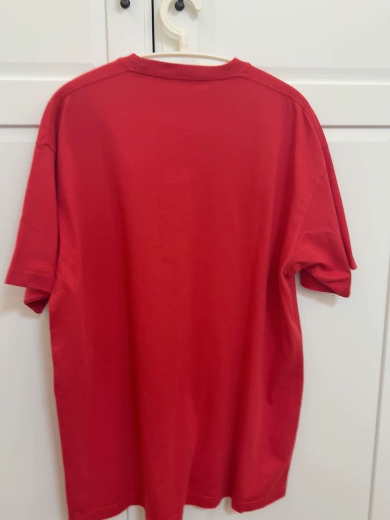Balenciaga Balenciaga Red short sleeve T black small logo Size US S / EU 44-46 / 1 - 5 Thumbnail