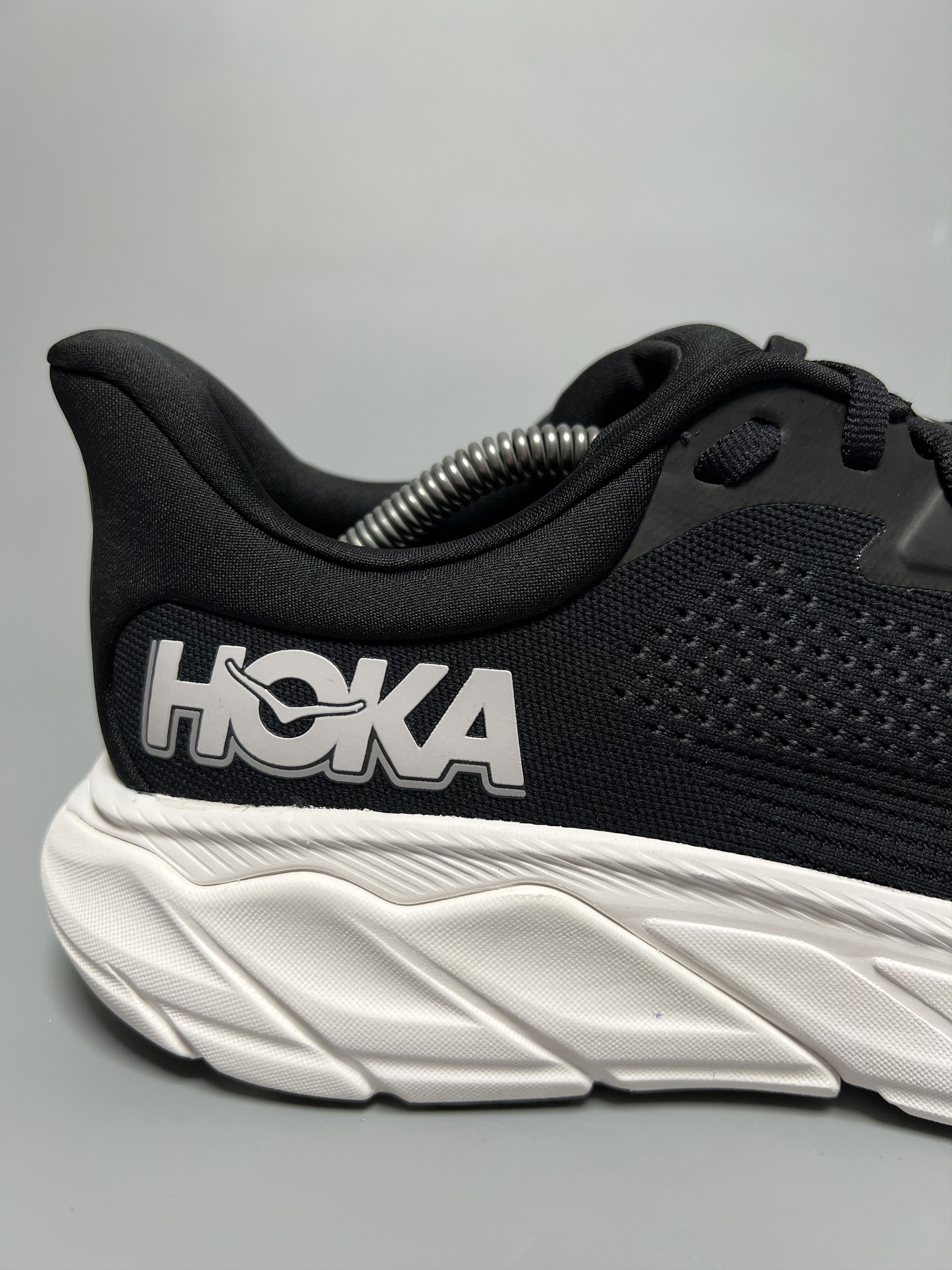 Hoka 9.5 EE Hoka One One Arahi 7 Wide Running Shoes Walking Gym Size US 9.5 / EU 42-43 - 12 Thumbnail