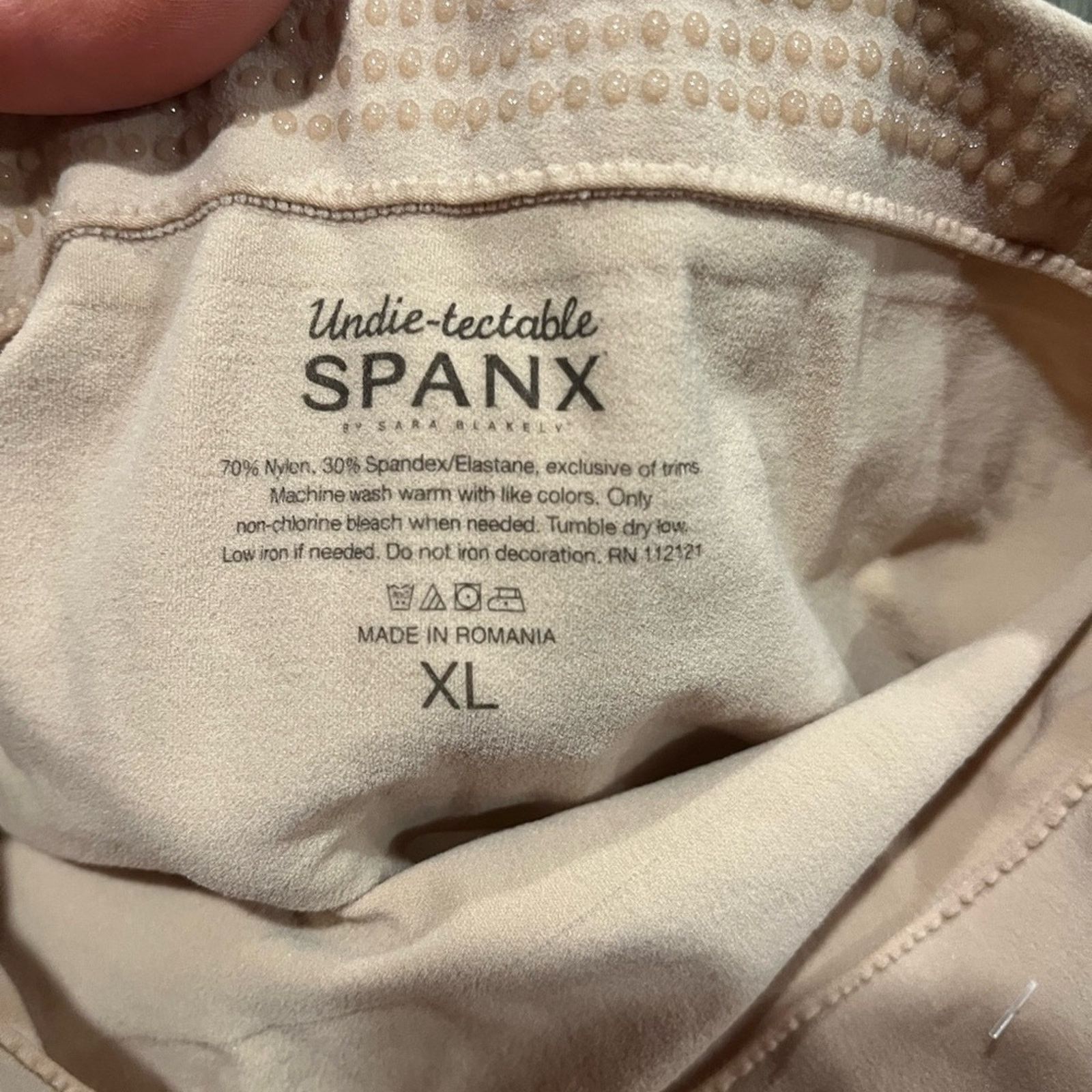 Spanx NWT Spanx Undie-tectable Shapewear Stretch Nude Size XL Size ONE SIZE - 9 Thumbnail
