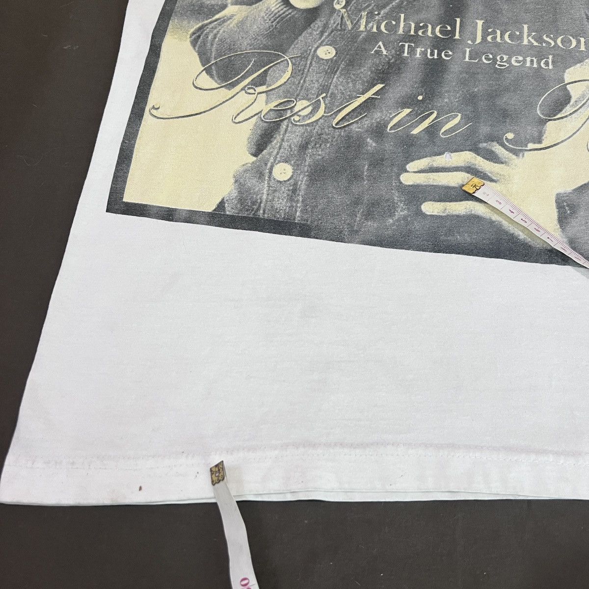 Rap Tees × Vintage Vintage Y2K Michael Jackson "A True Legend" Tee Faded 2XL Size US XXL / EU 58 / 5 - 5 Thumbnail