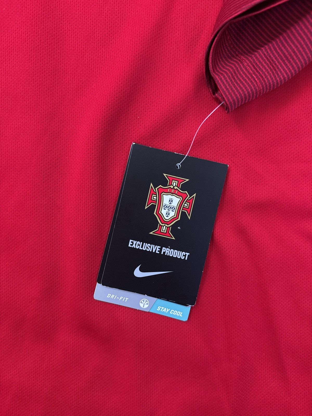 Nike Nike Portugal 2016 Euro Home Jersey Size Medium *Brand New* Size US M / EU 48-50 / 2 - 9 Thumbnail