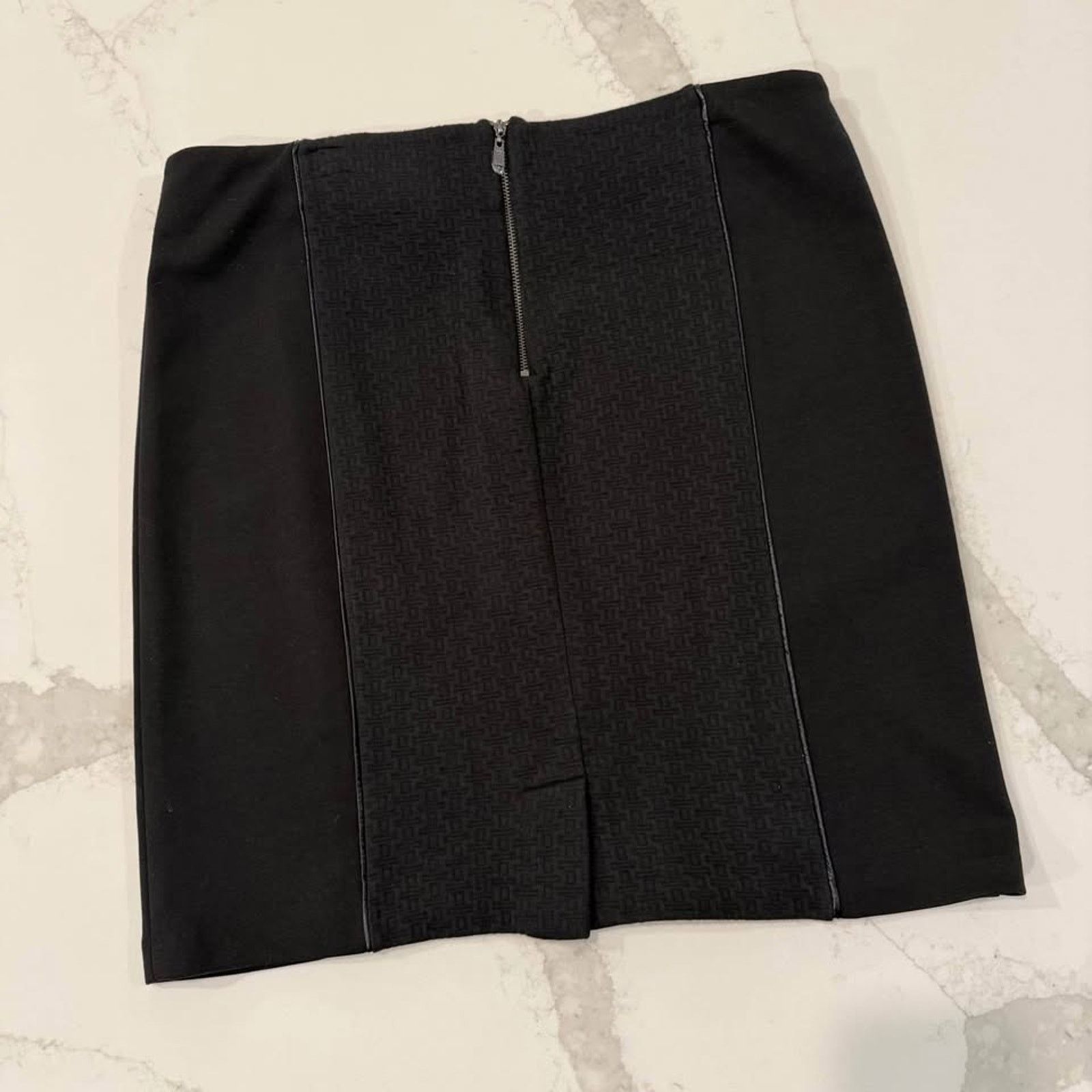 Laundry by Shelli Segal Laundry by Shelli Segal QuiltedTexture PencilSkirt Womens 12 Size 34" / US 12 / IT 48 - 5 Thumbnail
