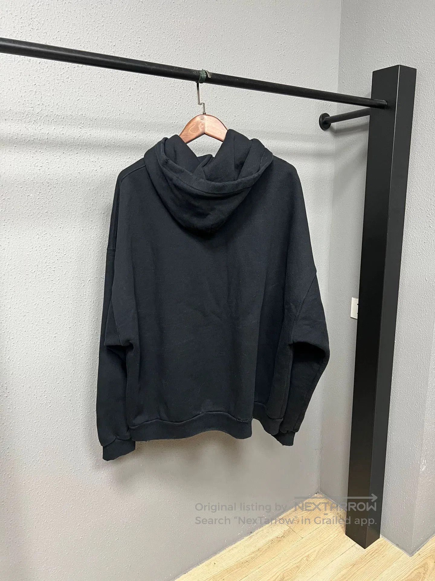 Balenciaga balenciaga 3b embroidered hoodie size 4. Size US M / EU 48-50 / 2 - 2 Thumbnail