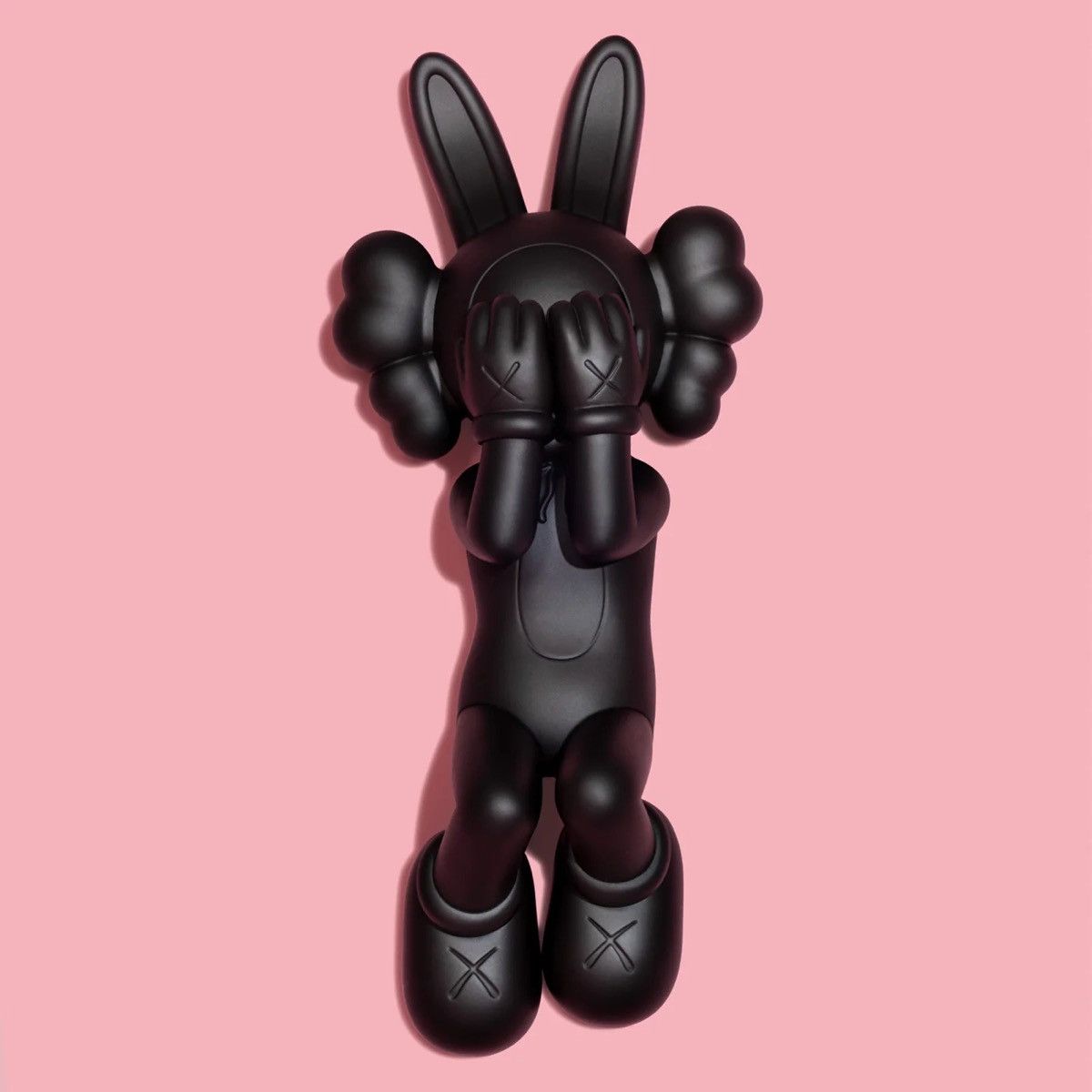 Kaws Kaws : Holiday Indonesia Size ONE SIZE - 5 Thumbnail
