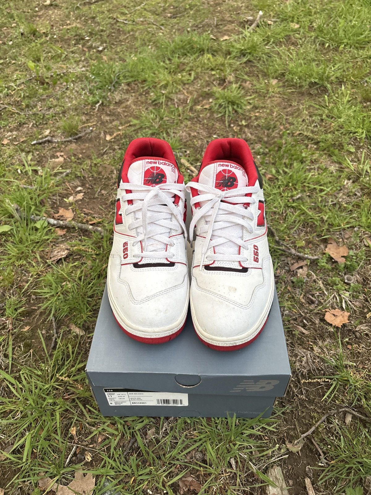 New Balance New Balance 550 White Team Red Size US 11 / EU 44 - 1 Thumbnail
