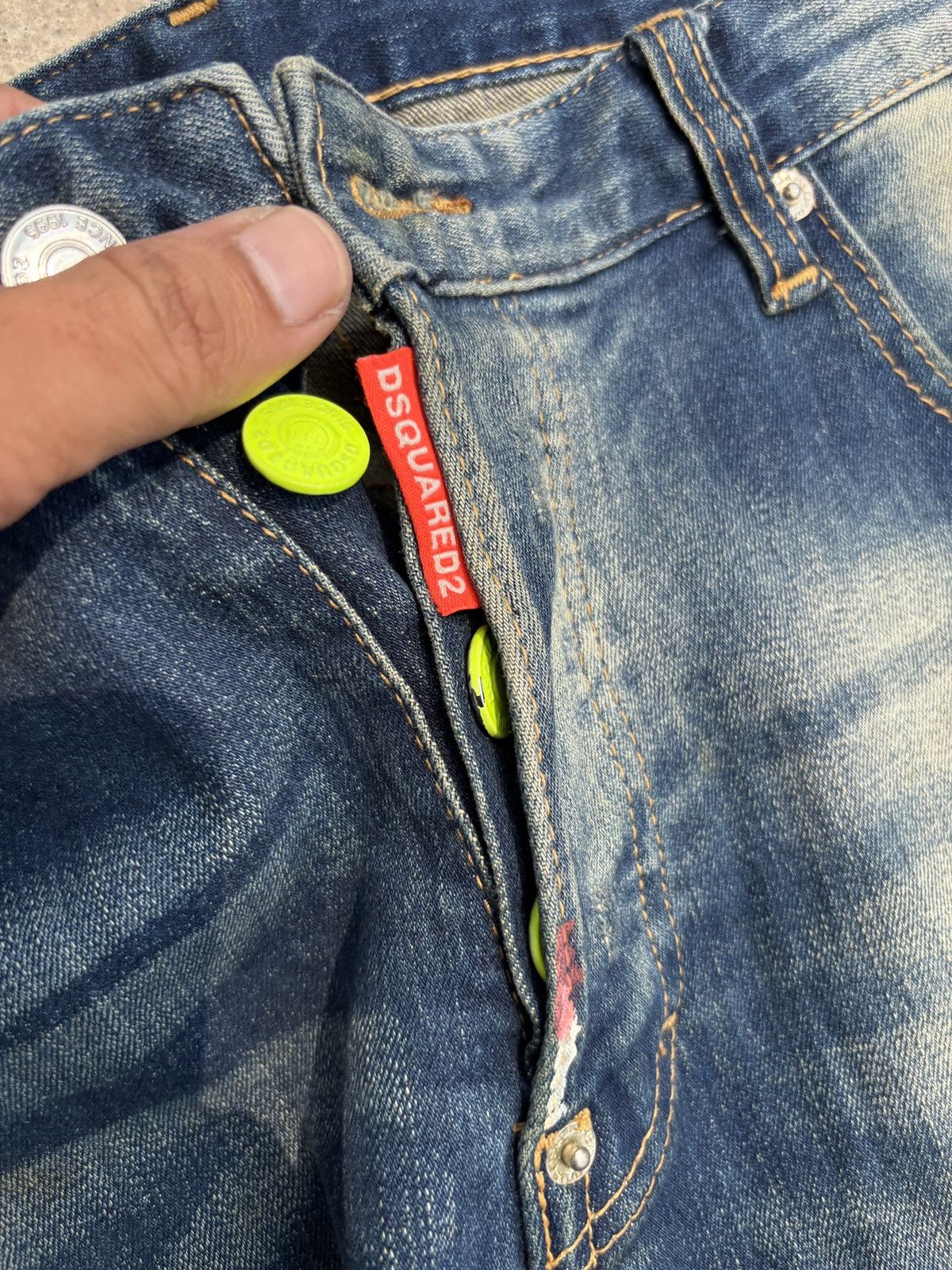 Dsquared2 Vintage DSQUARED2 Paint Splater slim jean Size US 32 / EU 48 - 14 Thumbnail