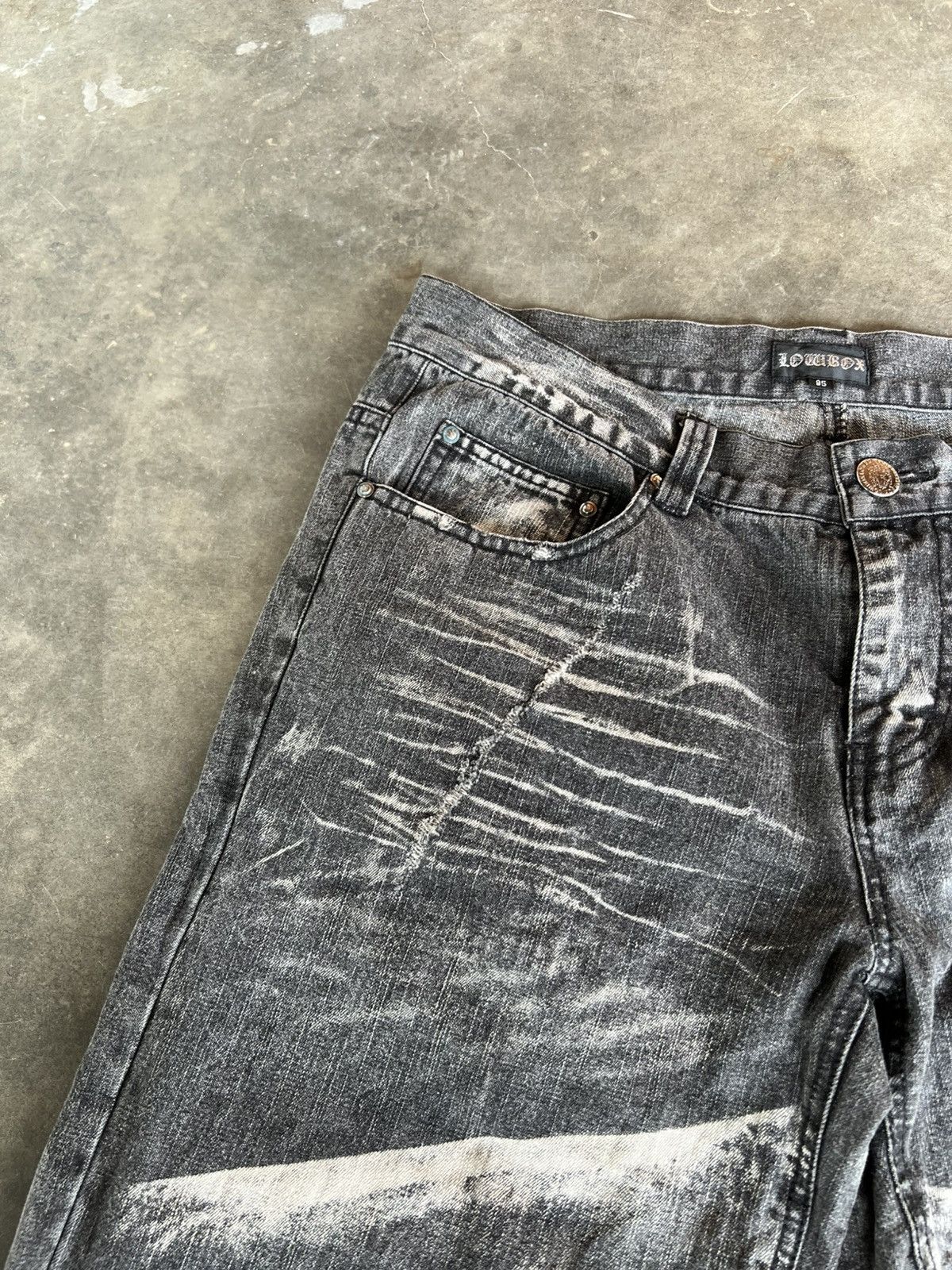 Japanese Brand Vintage Lowbox Short Jean Size US 32 / EU 48 - 8 Thumbnail