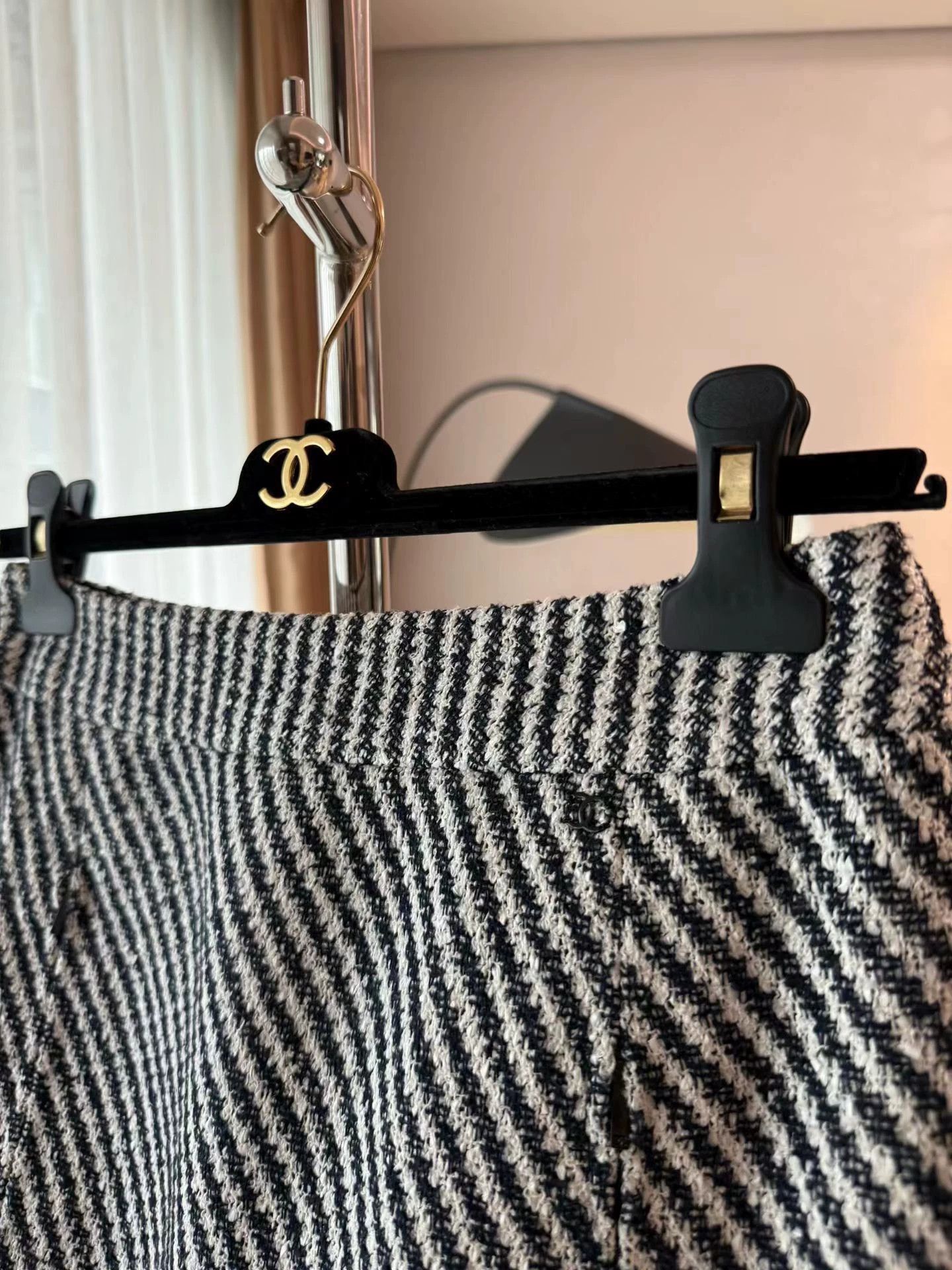 Chanel Chanel Woven Midi Skirt Women's 34 New Unworn Size 25" / US 0 / IT 36 - 3 Thumbnail