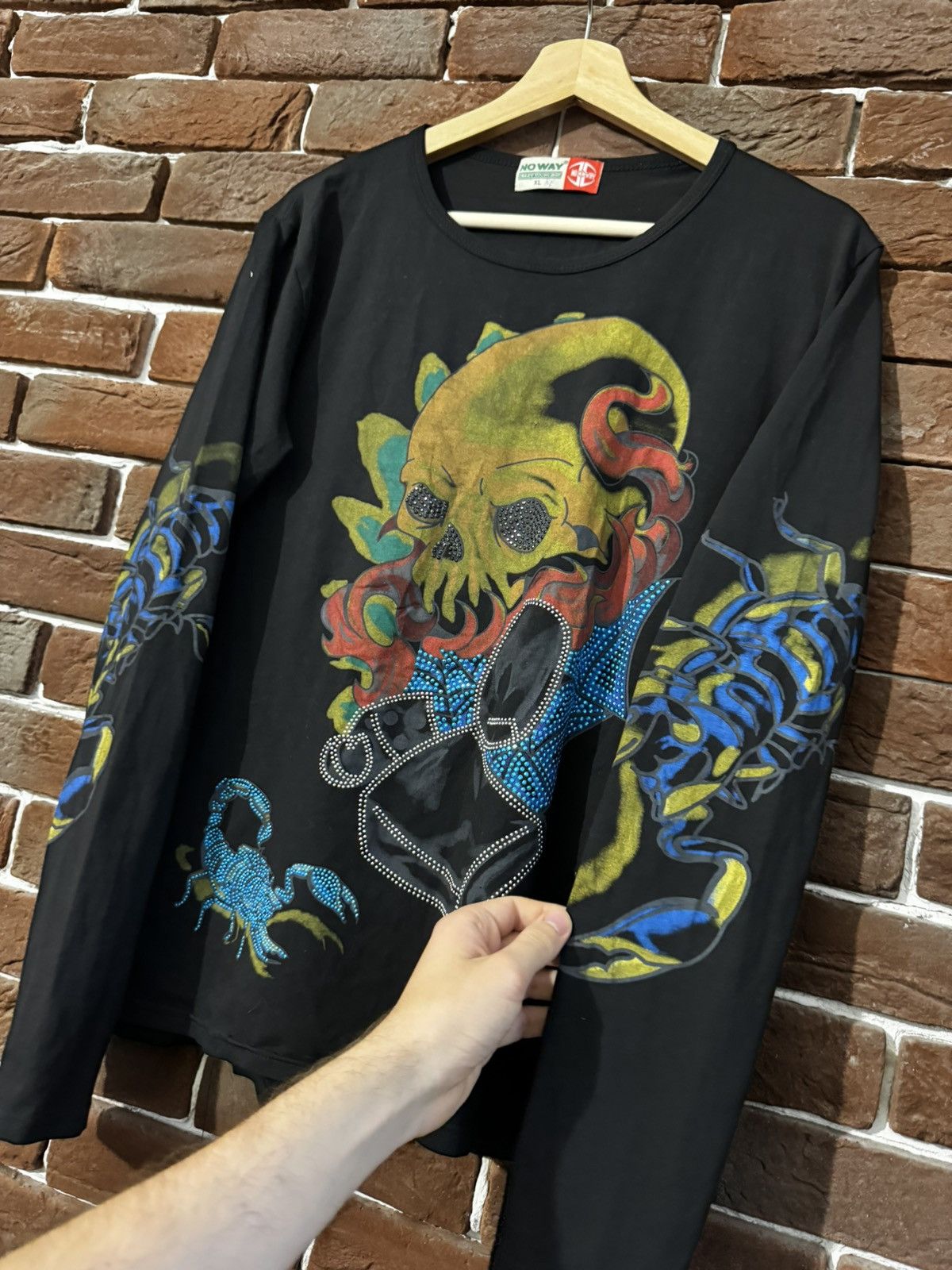 Christian Audigier Vintage Y2k Rhinestone Skull Scorpio Longsleeve Hype XL BLAC Size US XL / EU 56 / 4 - 6 Thumbnail