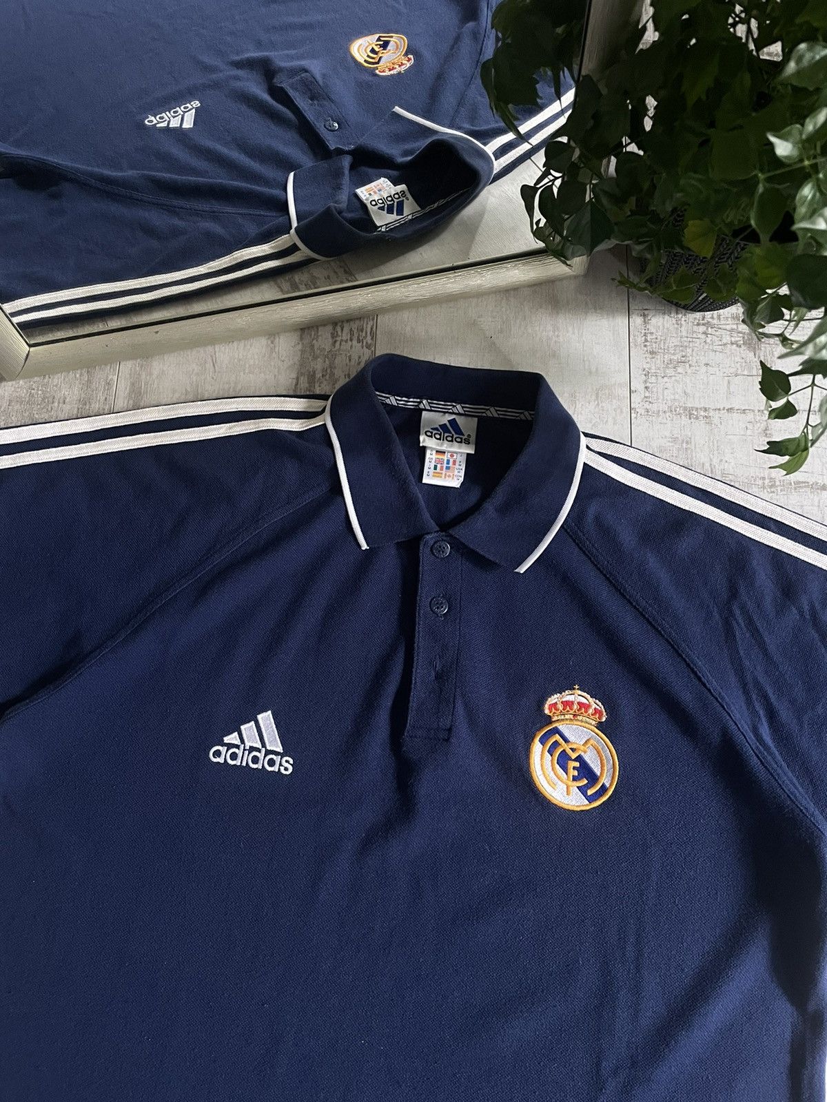 Adidas × Vintage Vintage Adidas Real Madrid 1999 Polo Tee Jersey Size US M / EU 48-50 / 2 - 3 Thumbnail