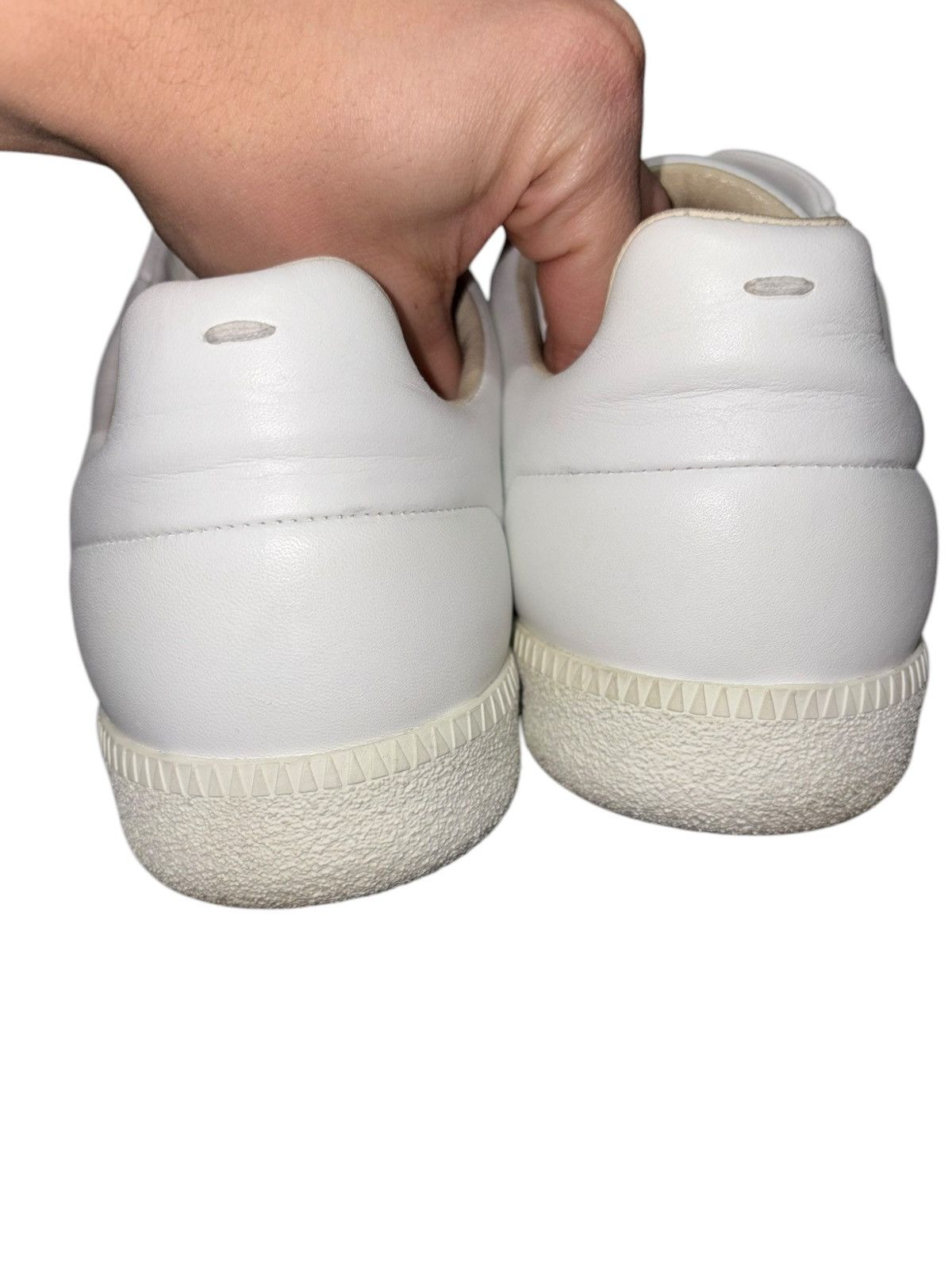 Maison Margiela 40 Maison Margiela Future Low White Leather Sneaker Trainer Size US 7 / EU 40 - 5 Thumbnail