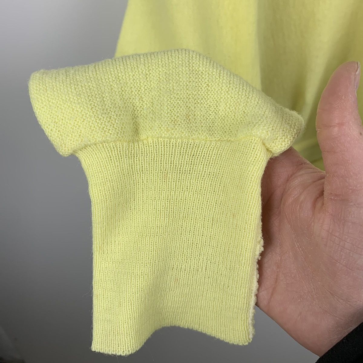 Lacoste Vintage Izod Lacoste Orlon Acrylic Sweater Size M Yellow Top Size US M / EU 48-50 / 2 - 6 Thumbnail