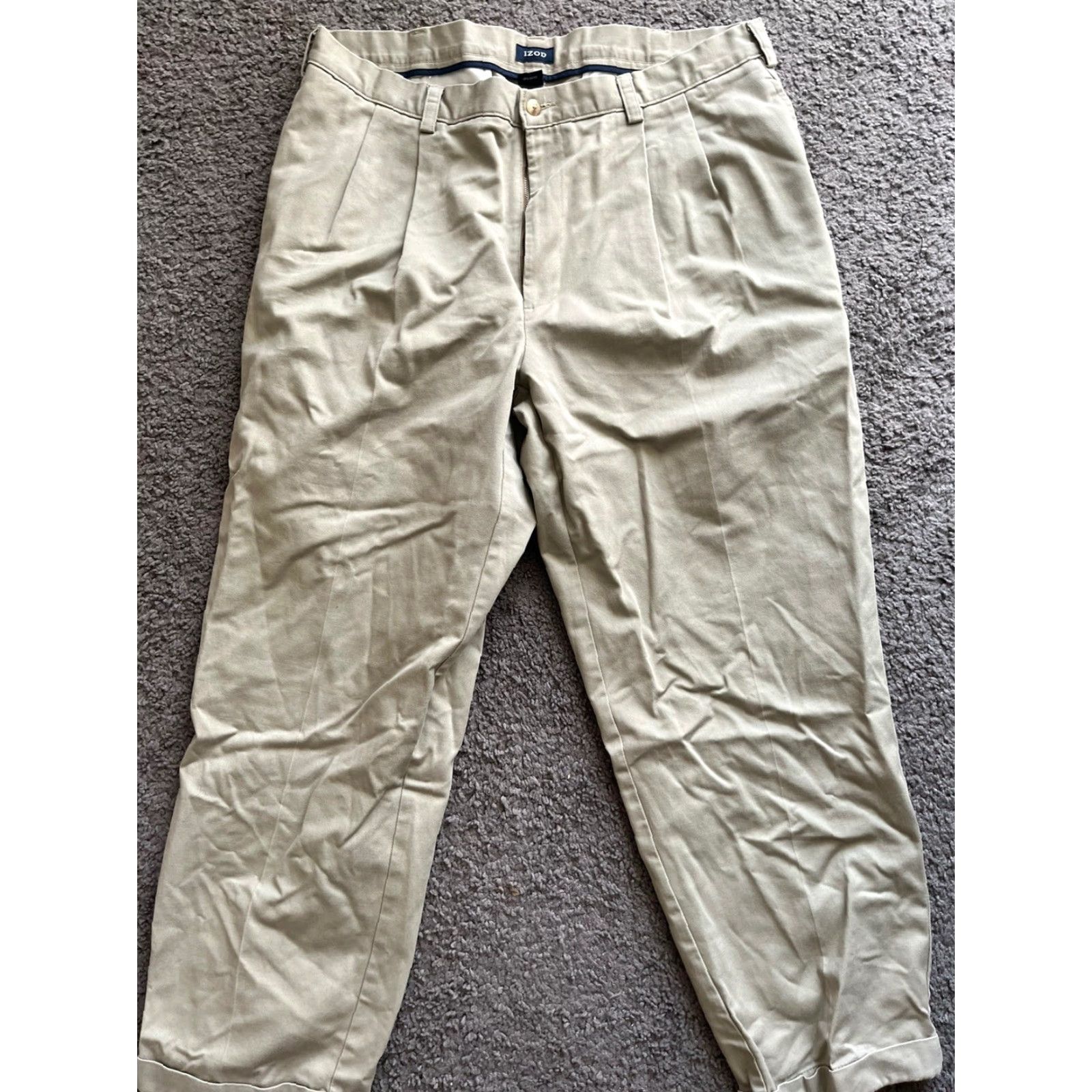 Izod Men’s IZOD 38x30 Khaki Cotton No-Iron Pleated Chino Pants EUC Size US 38 / EU 54 - 3 Thumbnail