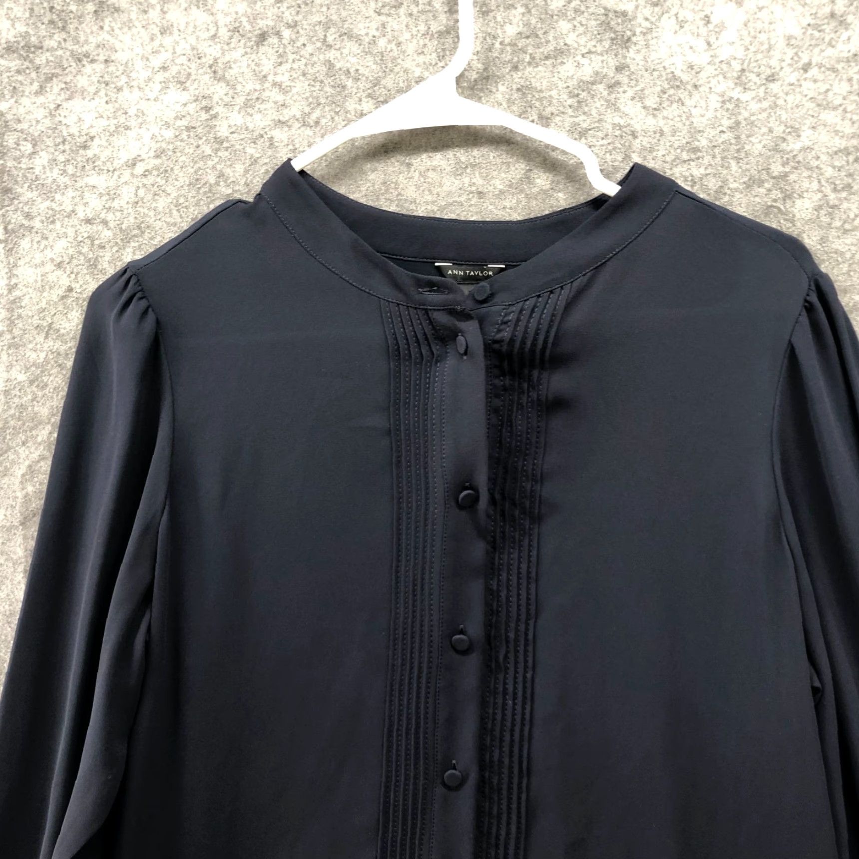 Ann Taylor Ann Taylor Blouse Womens S Navy Blue Chiffon Long Sleeve Button Front Pintuck Pleated Casual Shirt Size S / US 4 / IT 40 - 3 Thumbnail