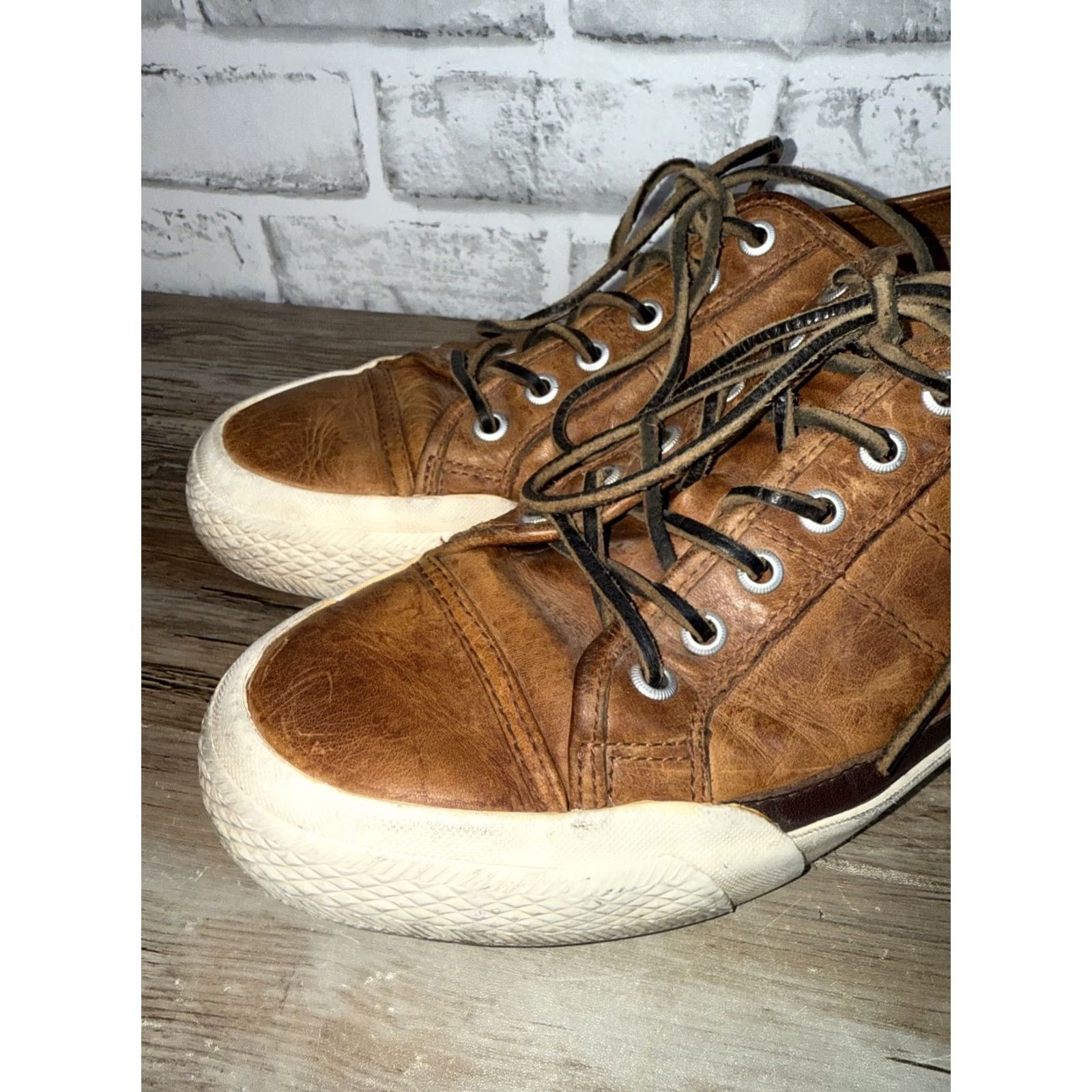 Frye Frye Cog Low Leather Sneakers Lace Up Men US 8 Brown Rubber Sole Comfort Cushioned Casual Sneaker Size US 8 / EU 41 - 2 Thumbnail